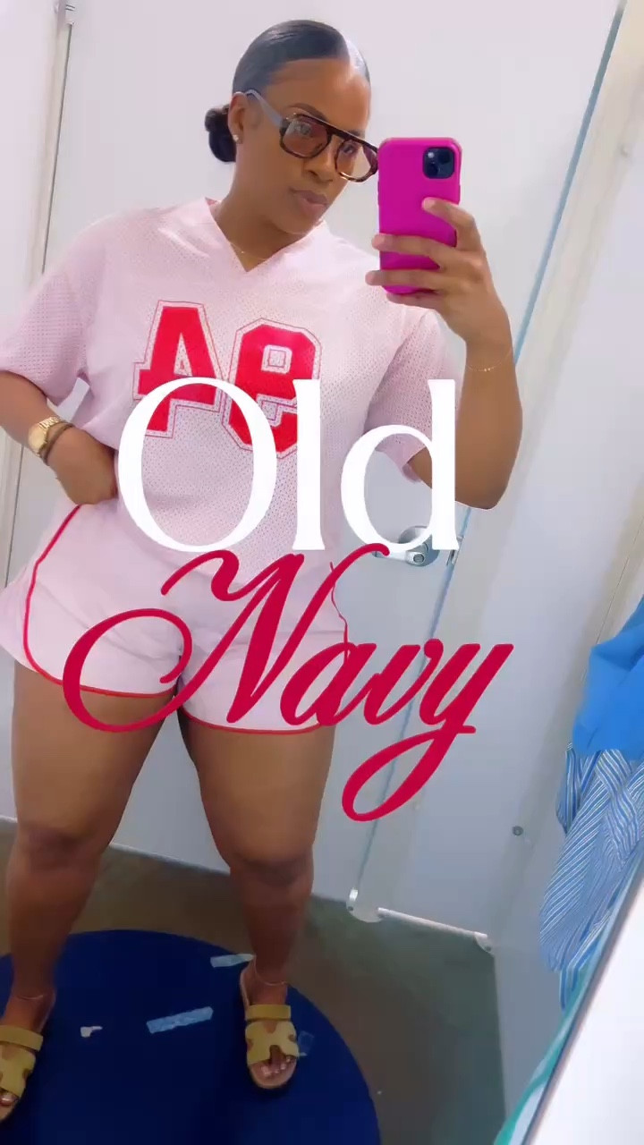 I love acute and flirty look 💕❤️ 
Top: X-Large
Bottoms: xx-large 

#LTKMidsize #LTKPlusSize #LTKTall