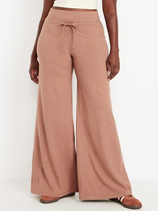 Extra High-Waisted CloudComfy Wide-Leg Pants | Old Navy (US)
