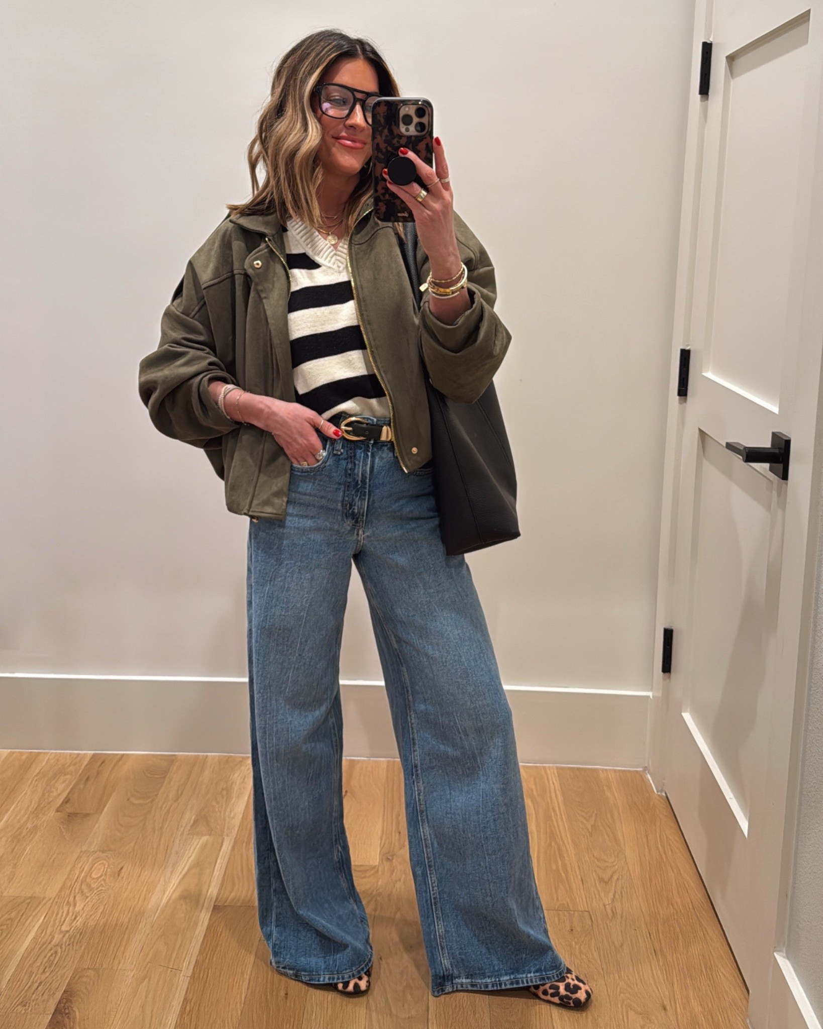 Outfit inspo for your Monday! Everything is true to size. 

#LTKootd #LTKmomlife #LTKmorningroutine