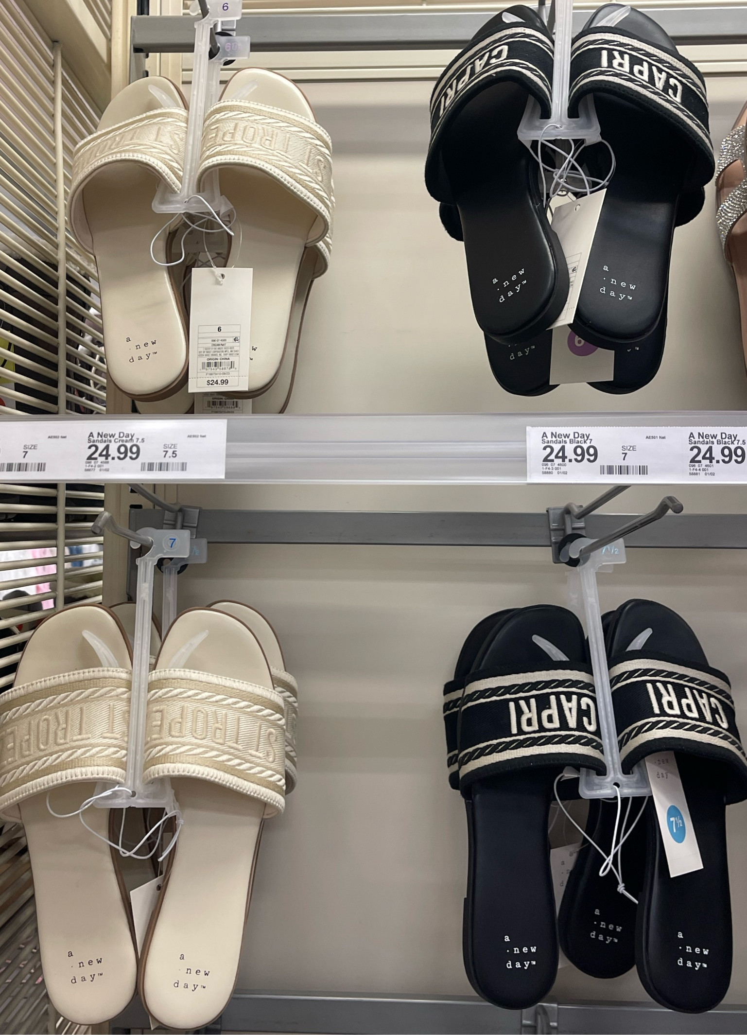 Dior vibes 

#LTKfindsunder50 #LTKshoecrush #LTKworkwear