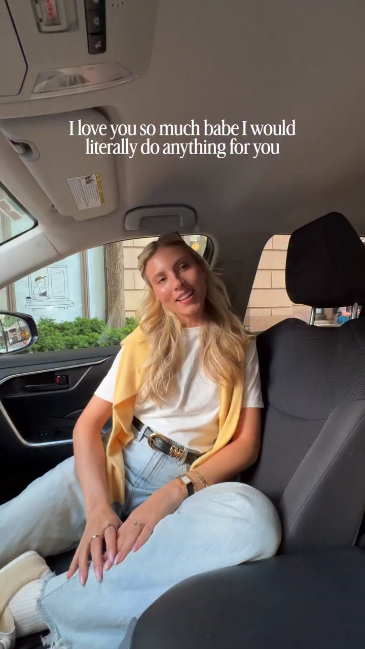 Little miss indecisive 🤷🏼‍♀️ 

#couplescomedy #marriedlife #relatablehumor #couplescontent #chicagoinfluencer