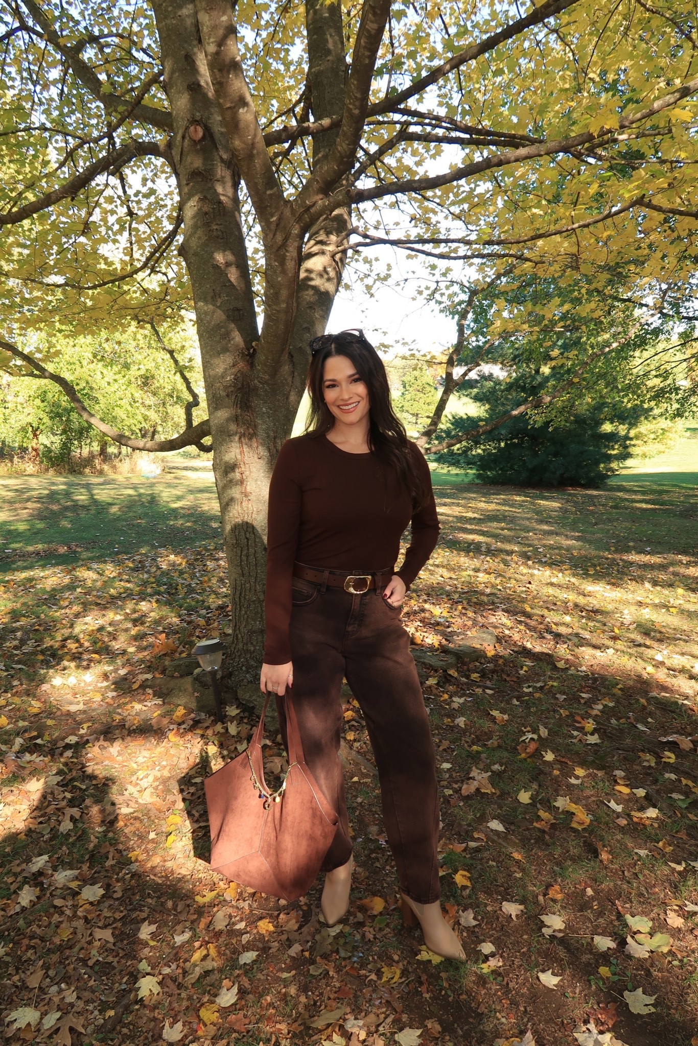 My brown suede tote and belt are on major sale today ✨🤎


#LTKGiftGuide #LTKFindsUnder50 #LTKSaleAlert