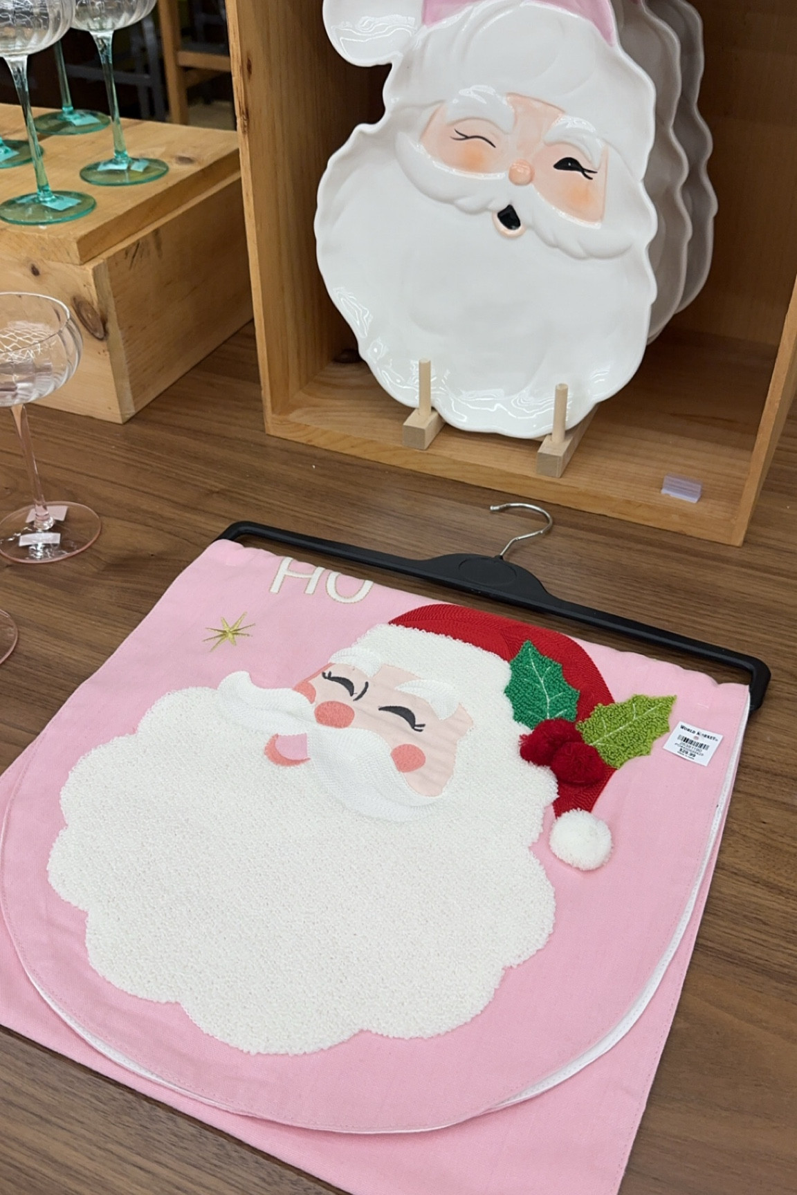 Pink and Gold Santa Embroidered Table Runner

#LTKSeasonal #LTKHoliday #LTKHome