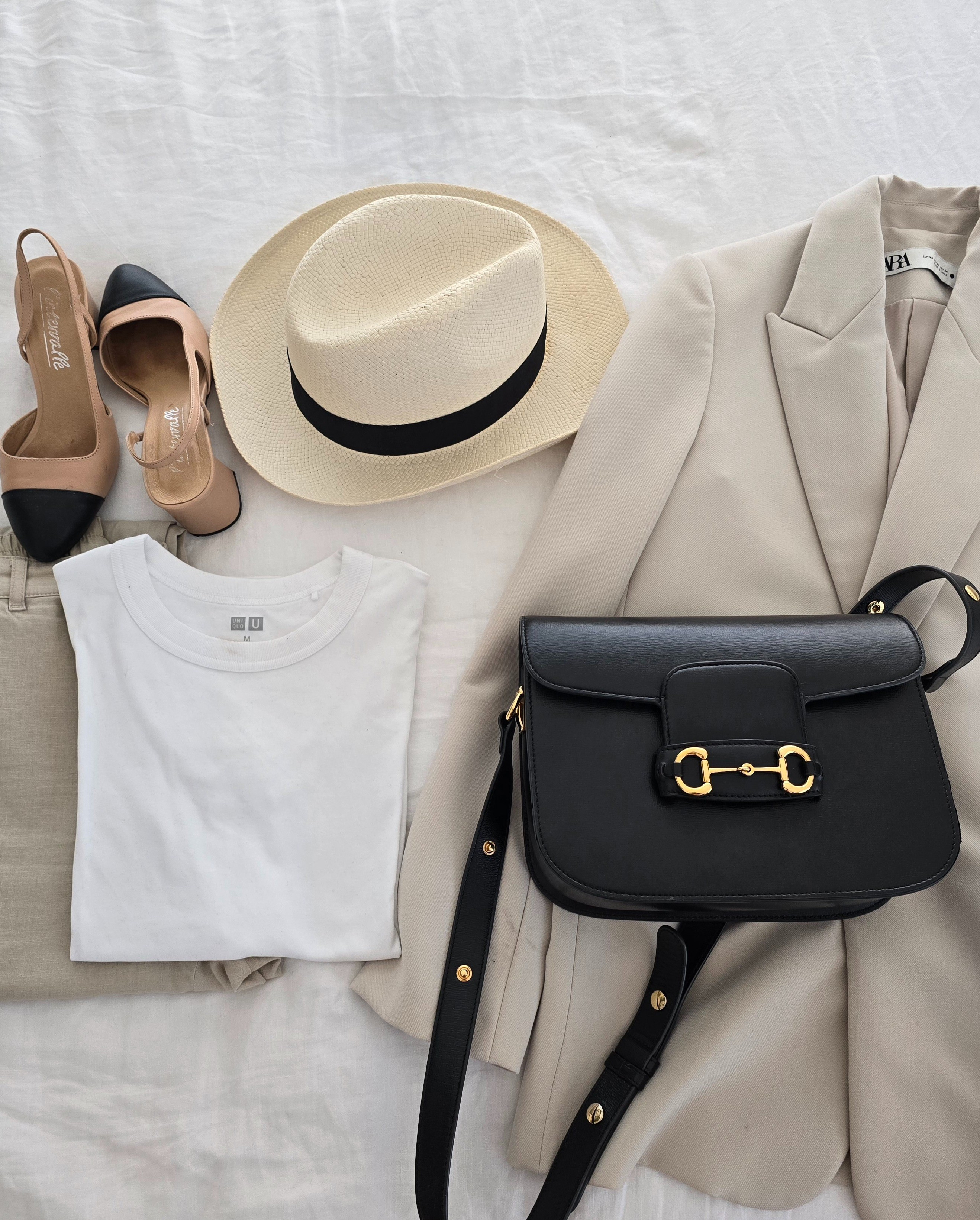 As the warm season arrives, my wardrobe simplifies:- light colors, contrasted by a dark or vibrant accessory- lightweight and comfortable fabrics- airy but structured cuts---Con l'arrivo della bella stagione, il mio guardaroba si semplifica:- colori chiari, contrastati da un accessorio scuro o vivace- tessuti leggeri e comodi- tagli ariosi ma strutturati#LTKxUNIQLO #ThisIsMyBestT 

#LTKover40 #LTKfindsunder50 #LTKeurope