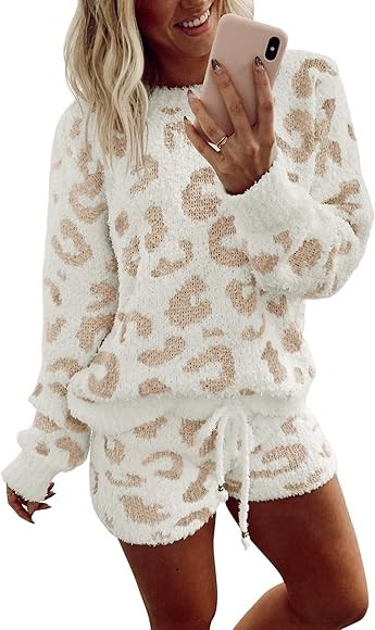 MEROKEETY Women's 2023 Winter Fuzzy Fleece Leopard Long Sleeve Pajama Set 2 Piece Sweater Top and Sh | Amazon (US)