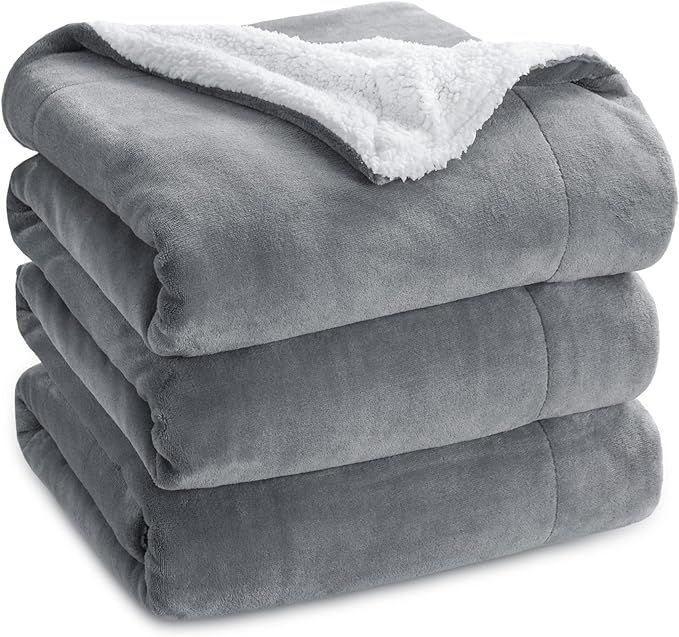 Bedsure Sherpa Fleece Bed Blankets Queen Size - Grey Thick Fuzzy Warm Soft Large Queen Blanket fo... | Amazon (US)