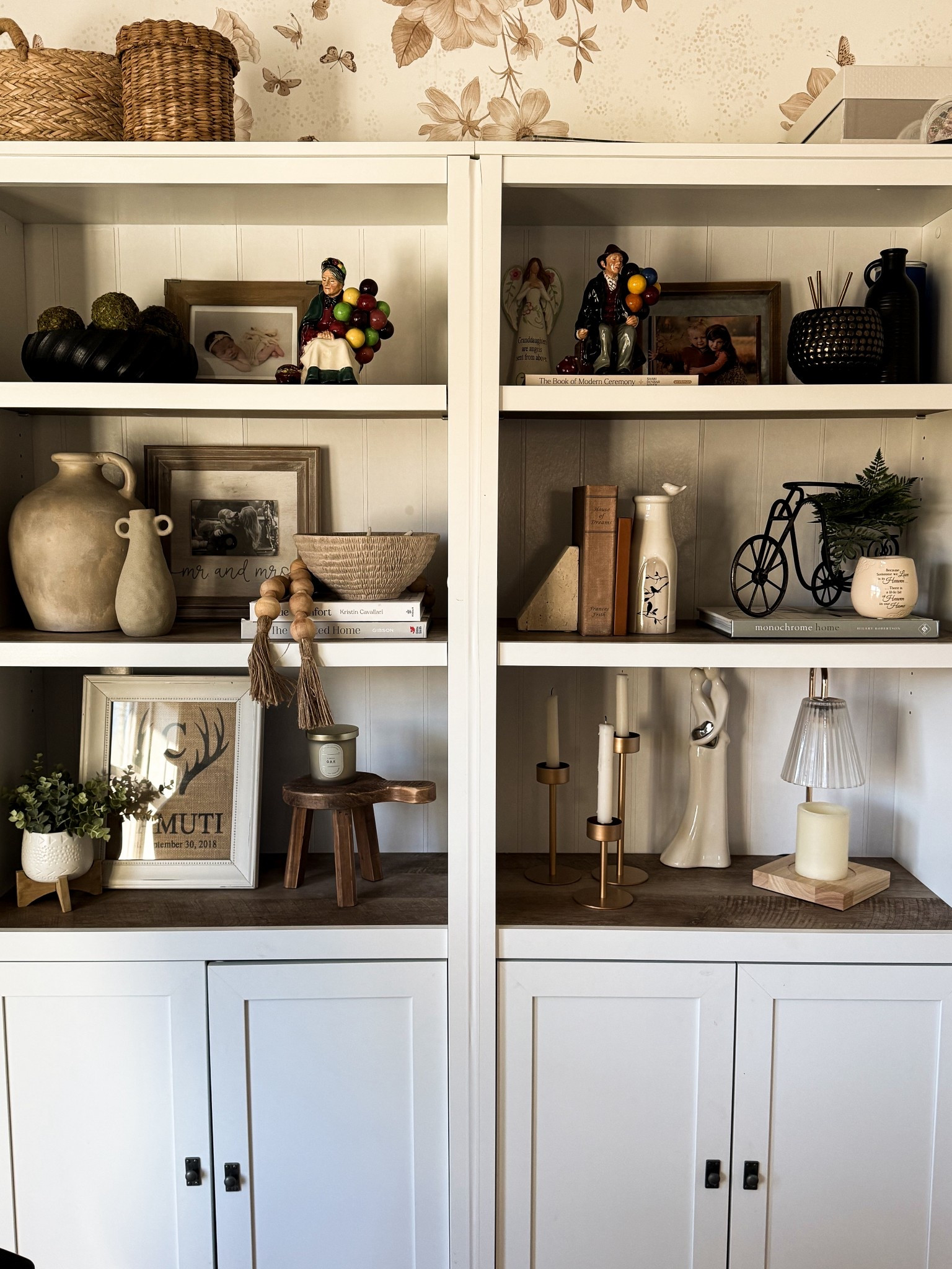 Bookshelf styling 

#LTKHome #LTKSeasonal #LTKSaleAlert