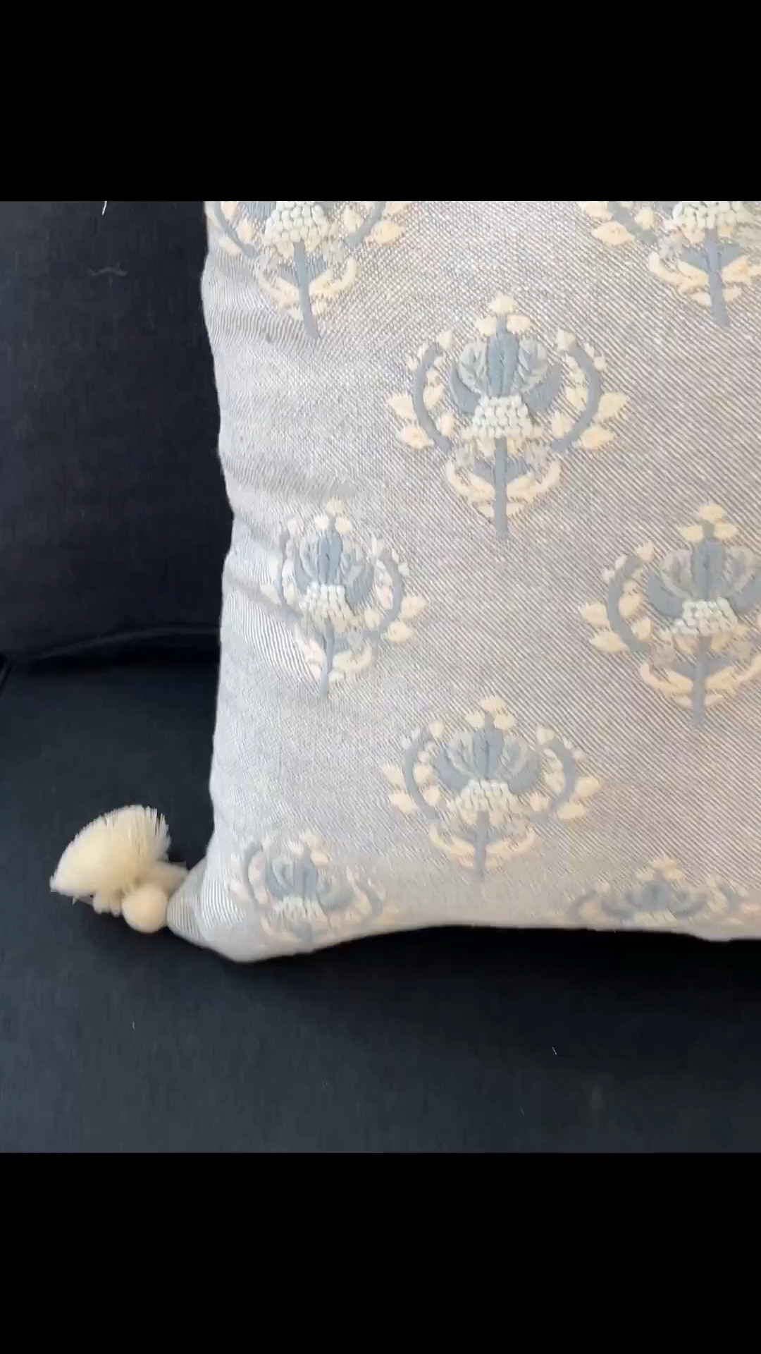 The prettiest pillow cover from Serena and Lily that is coastal perfection! 



#LTKU #LTKHome #LTKSaleAlert