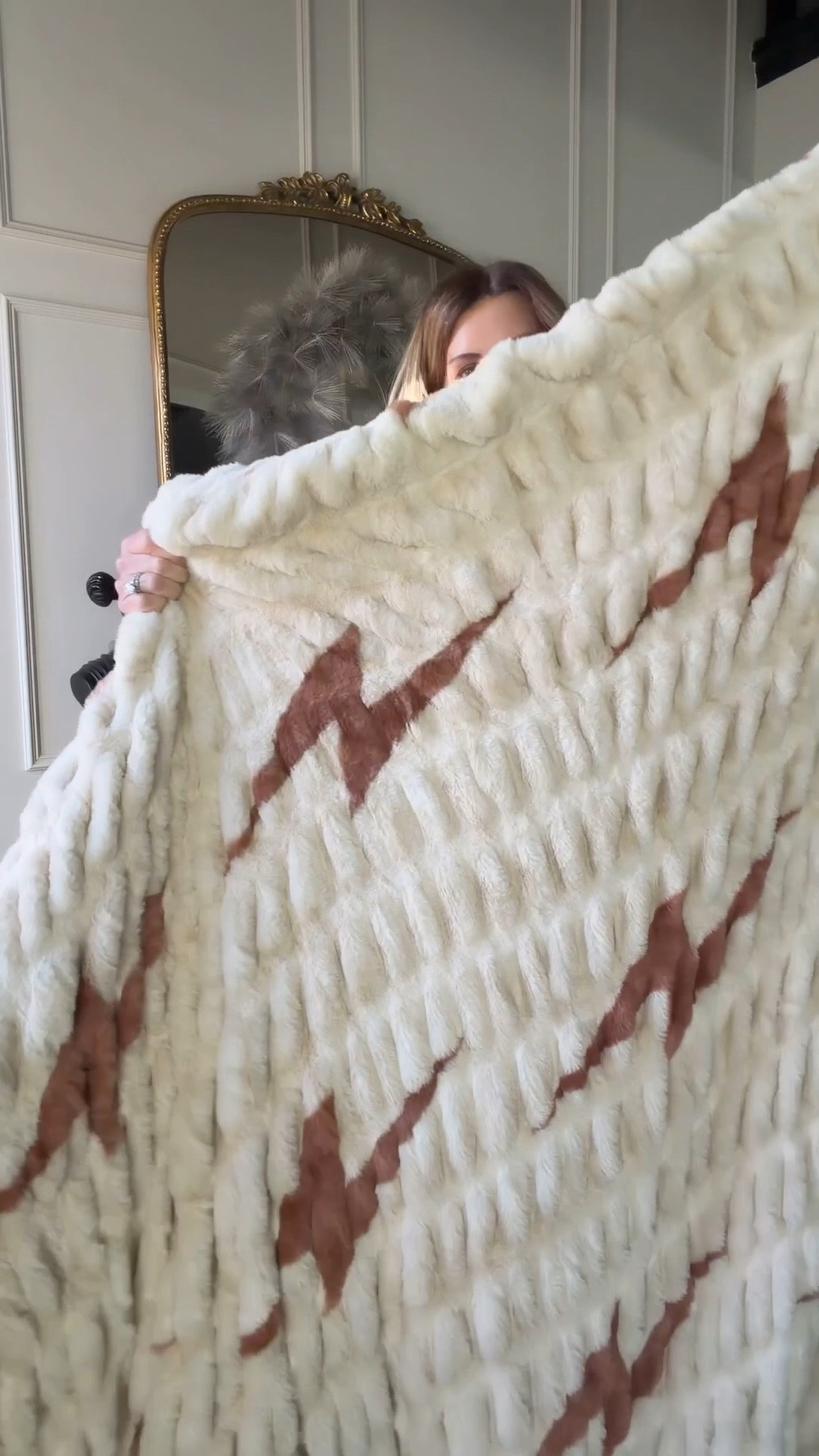 Collaboration with two favorites Lola x Aviator Nation. The best blankets in the planet small, medium, and baby sizes 

#LTKGiftGuide #LTKHoliday