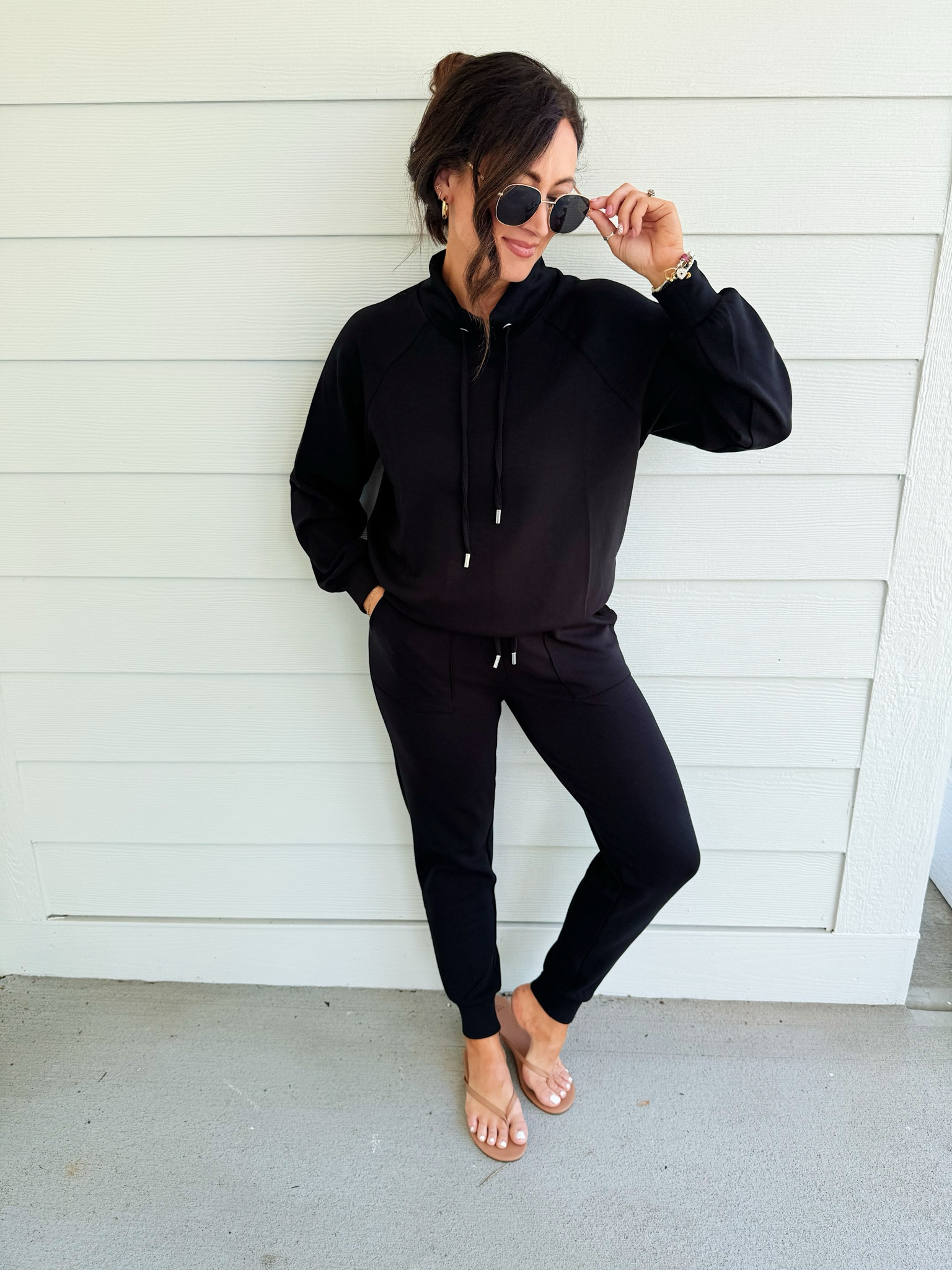 • medium top
• true size small jogger 
the comfiest @walmartfashion sets!
#WalmartPartner #WalmartFashion

#LTKFindsUnder50 #LTKSeasonal #LTKStyleTip