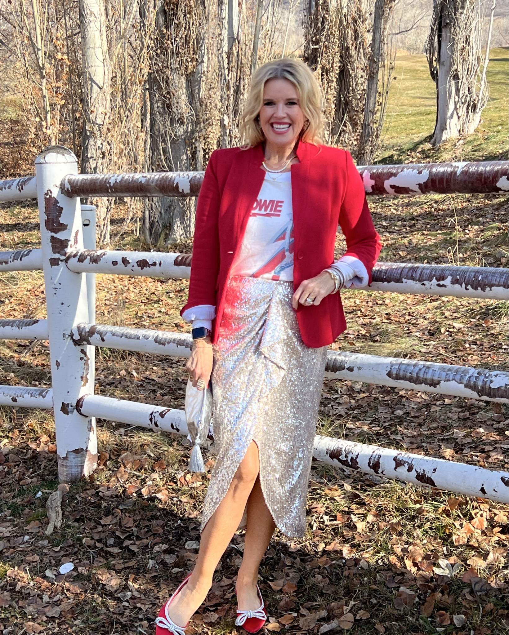 🚨Prime day Deals
Today & tomorrow 

GibsonLook notch blazers
40% off 
$59 most colors

Fits tts, the only blazer you’ll ever need! 
For workwear and elevated casual 



#LTKWorkwear #LTKxPrimeDay #LTKSaleAlert