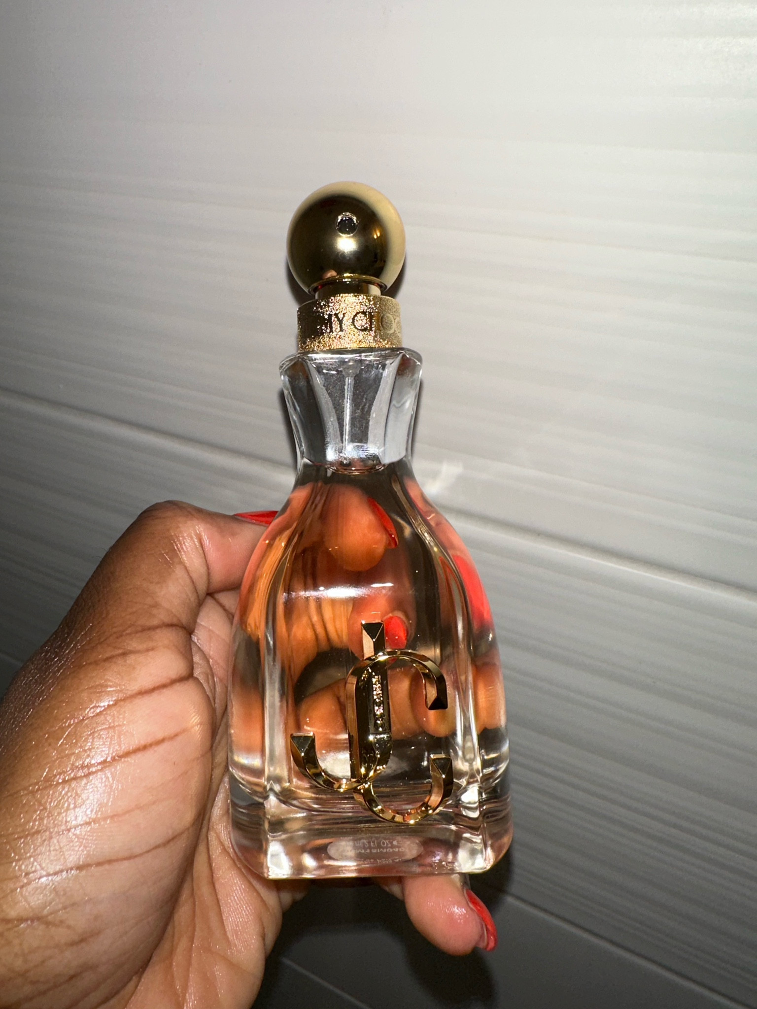 I want choo by jimmy choo absolutely smells divine, my favourite at the moment.

#LTKGiftGuide #LTKbeauty #LTKFind