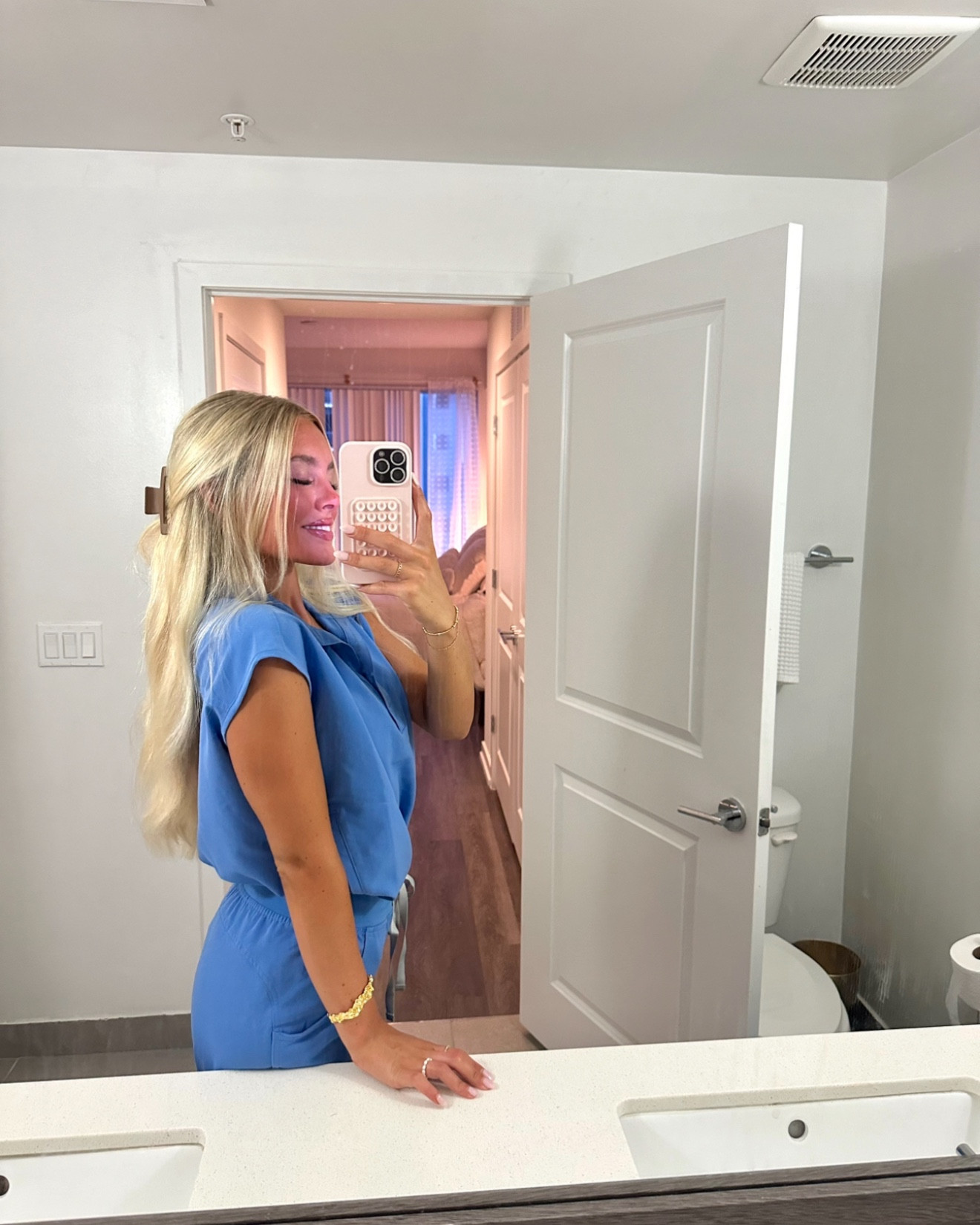 healthcare girly scrub combos🌸🎀🤍

#LTKStyleTip #LTKWorkwear