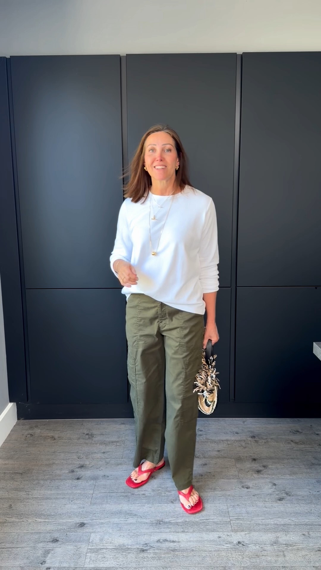 A quick OOTD and some really great trousers to take you from summer into autumn. I’m in a 10 regular x

#LTKuk #LTKautumn #LTKstyletip