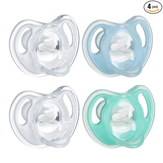 Tommee Tippee Ultra-Light Silicone Pacifier, 0-6 Months, Symmetrical One-Piece Design, BPA-Free S... | Amazon (US)