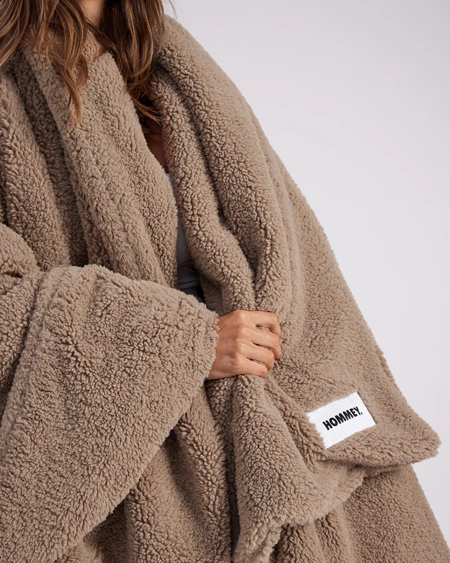 Faux Fur Throw Blanket - Warm Grey | Hommey