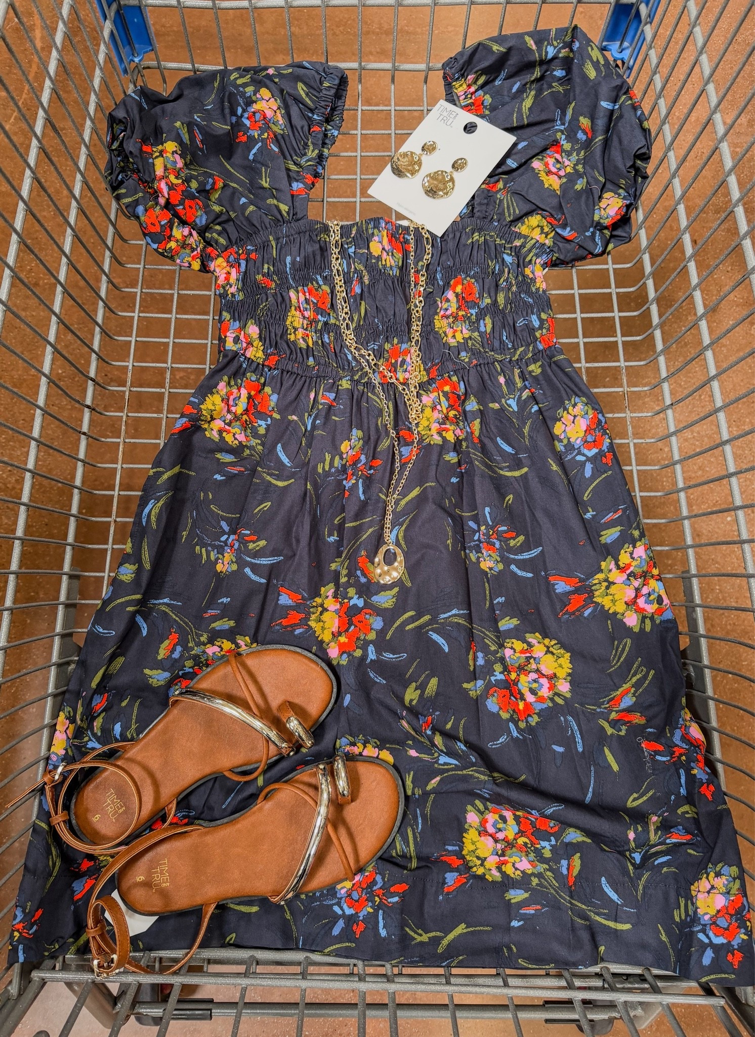 This dress looks like something you’d find in a boutique for three times the price 🌸✨ The puff sleeves, flattering smocked waist, and rich floral print make it an easy yes for summer weddings, date nights, and vacations.

#LTKgrwm #LTKootd #LTKSeasonal
