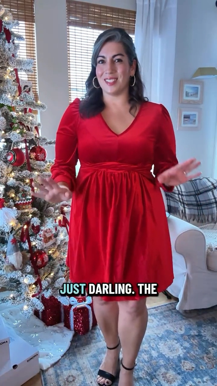 This dress is darling ✨

Follow @nicholebabinec for more mid-plus size fashion inspiration 

#bloomchic #holidaydress #plussizefashion

#LTKHoliday #LTKPlusSize #LTKMidsize