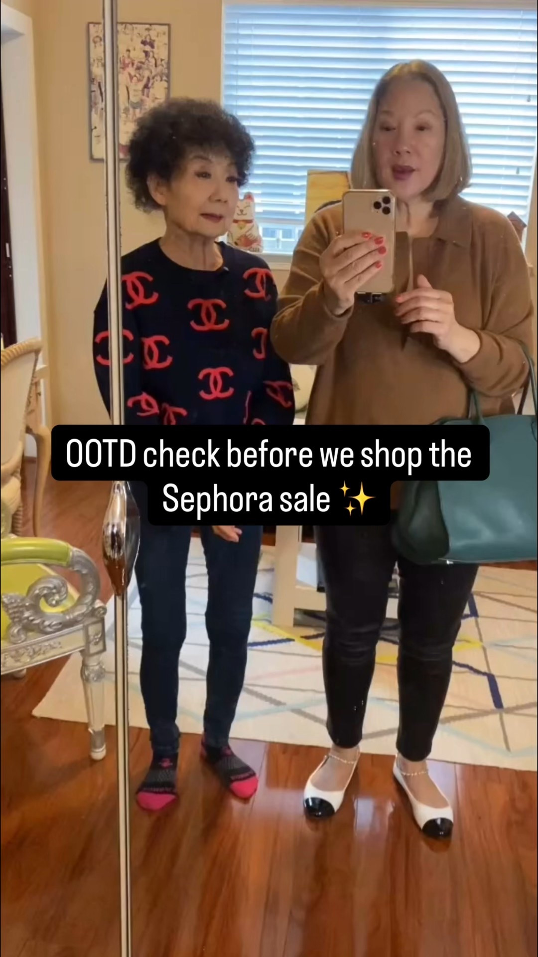 Dressed up for a Sephora + sneaker haul 🛍️
My Altuzarra sweater keeps it polished but comfy — shop it here 👇
