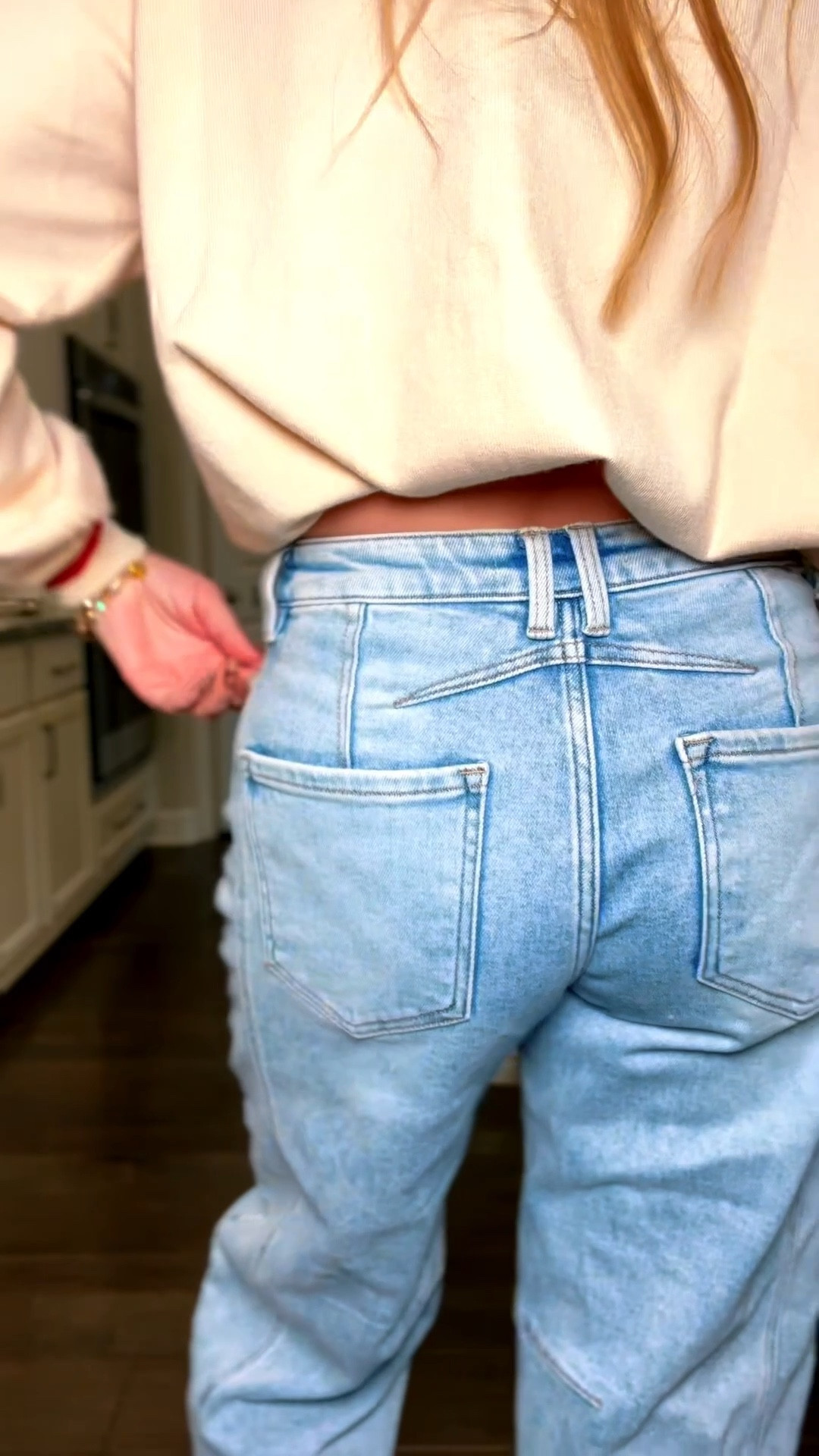 Risen barrel denim = the perfect mix of comfy + chic. The relaxed leg, the flattering fit, the everything. Pair them with basics or dress them up—either way, they’re a closet staple. 

#LTKootd #LTKGiftGuide #LTKFindsUnder100