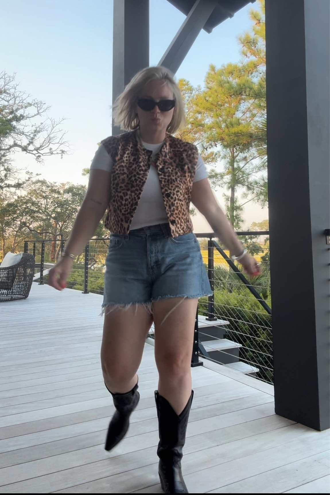 Make cowboy boots great again 


#LTKStyleTip