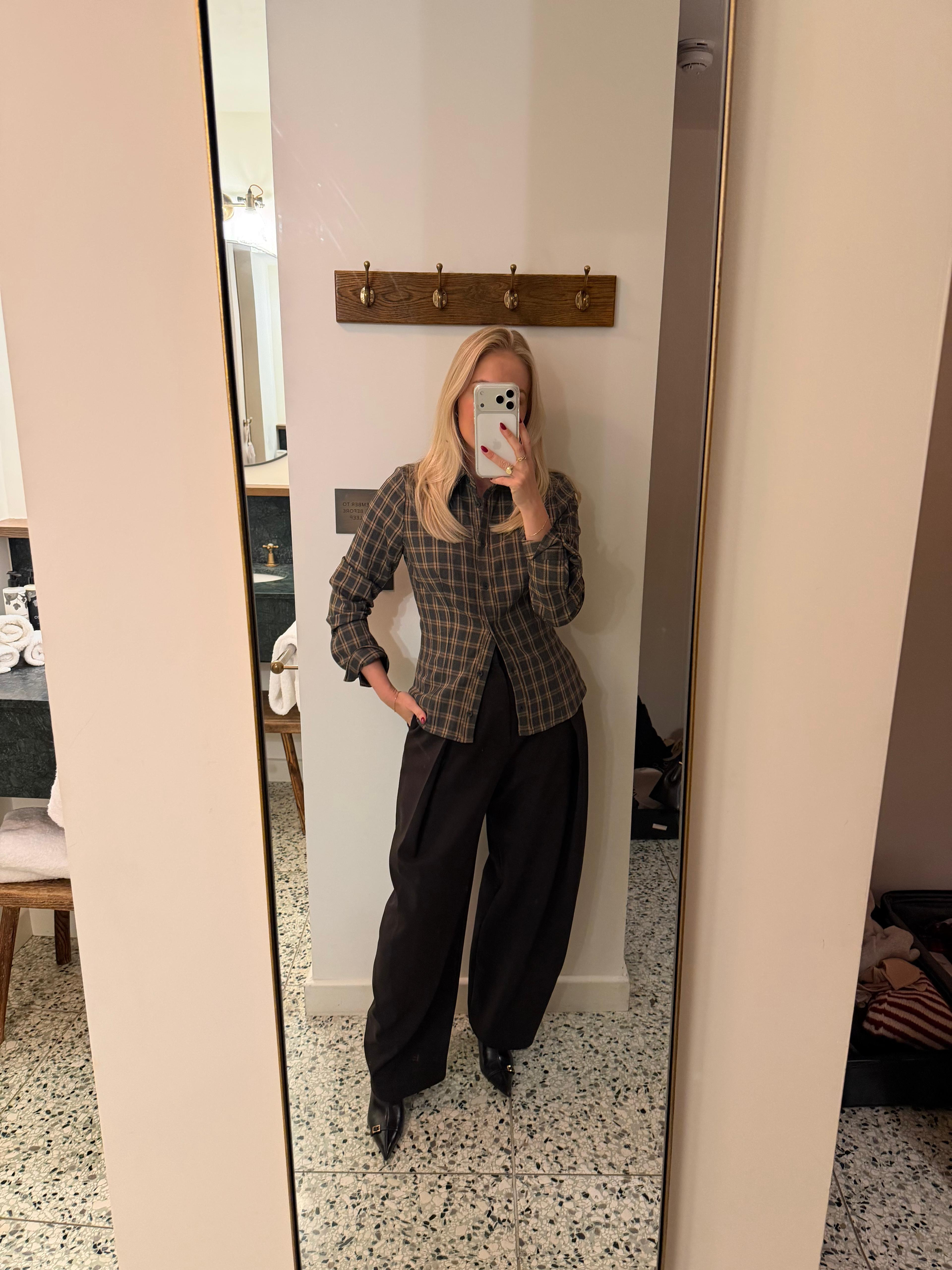Winter dinner out outfit  

 #LTKuk #LTKwinter #LTKdatenight