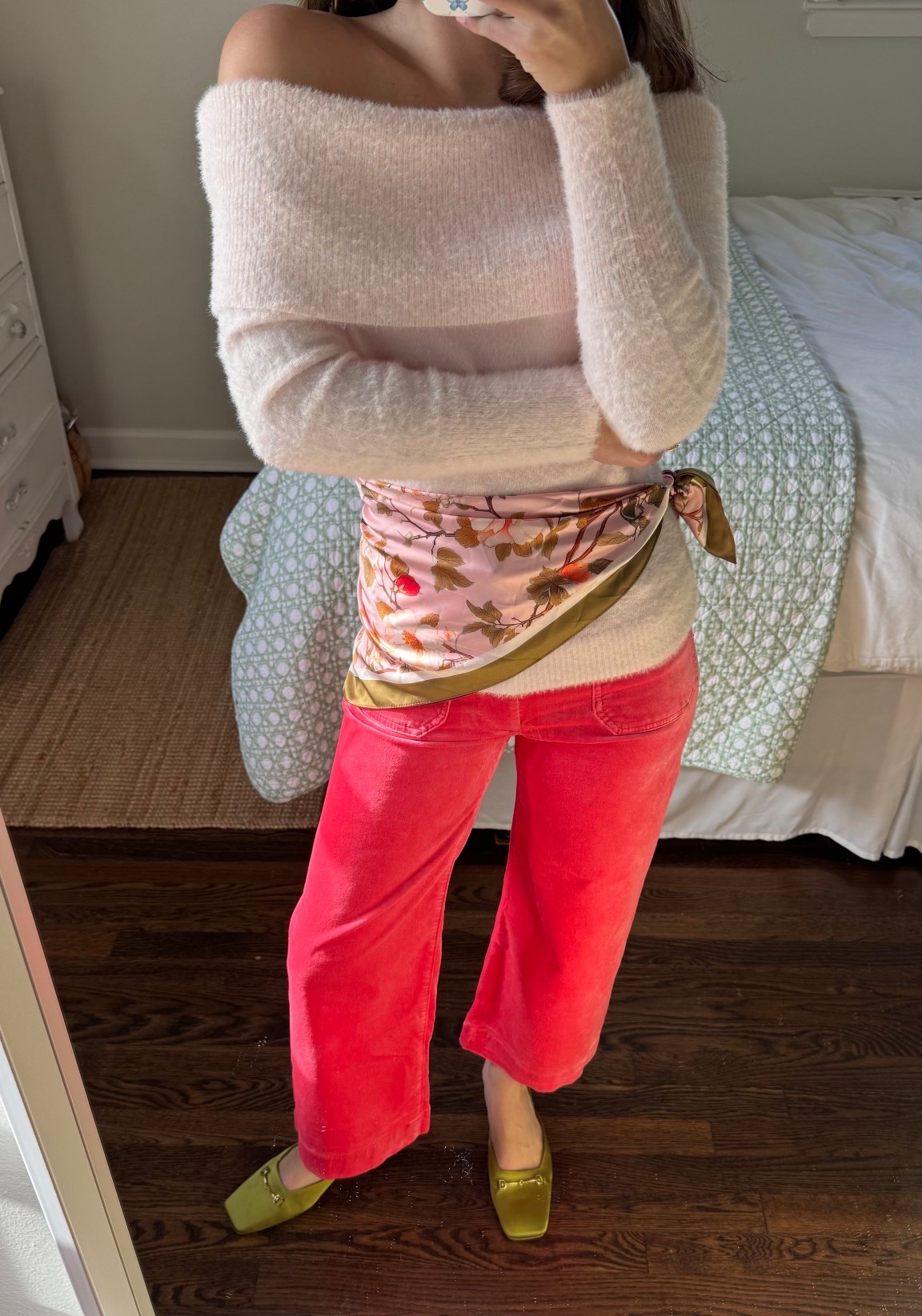 Reposting these pants per request!! 