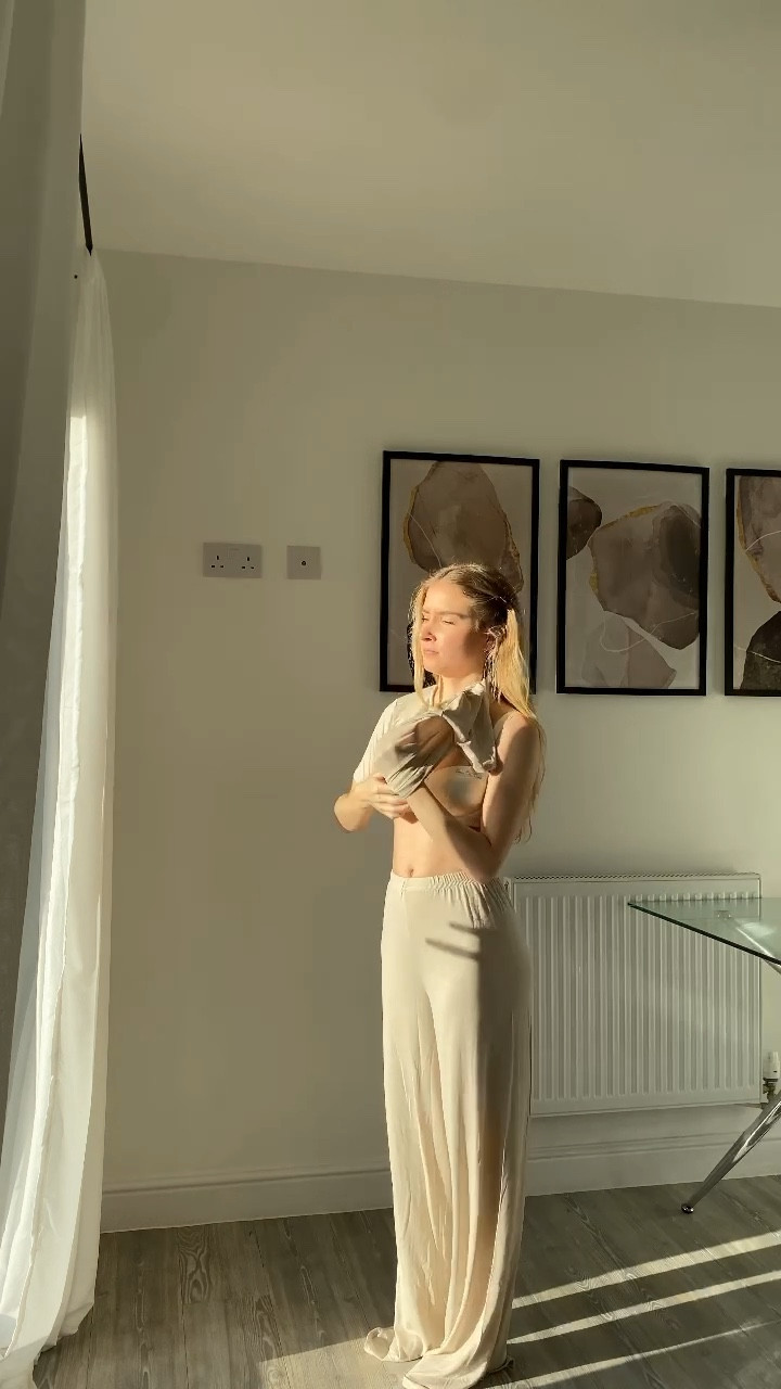 Cosy loungewear set - flare trousers and basic tee 

#LTKhome #LTKstyletip #LTKFind