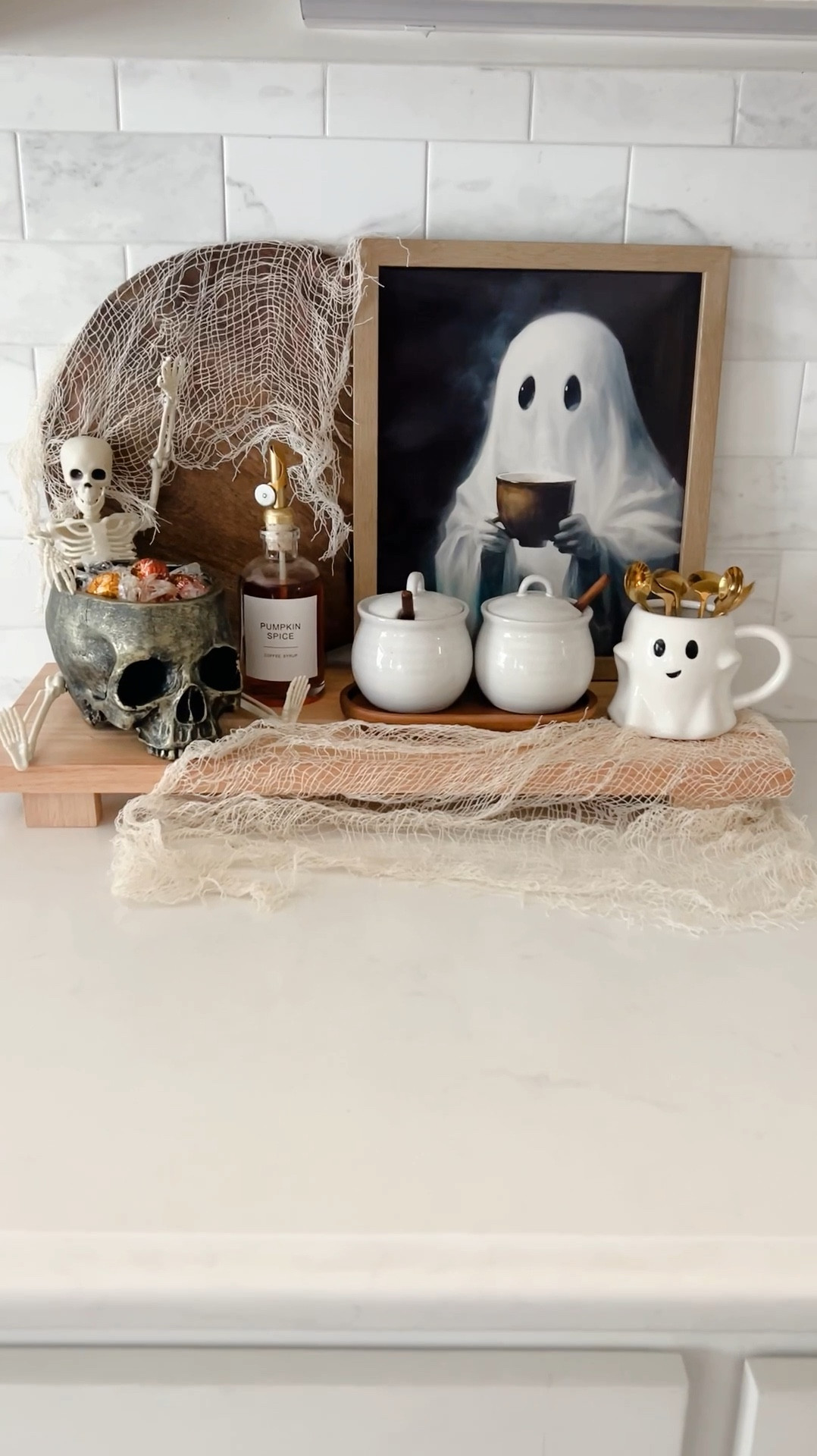 Halloween Coffee Bar #halloween #halloween2024 #halloweenvibes 

#LTKSeasonal #LTKHome #LTKVideo