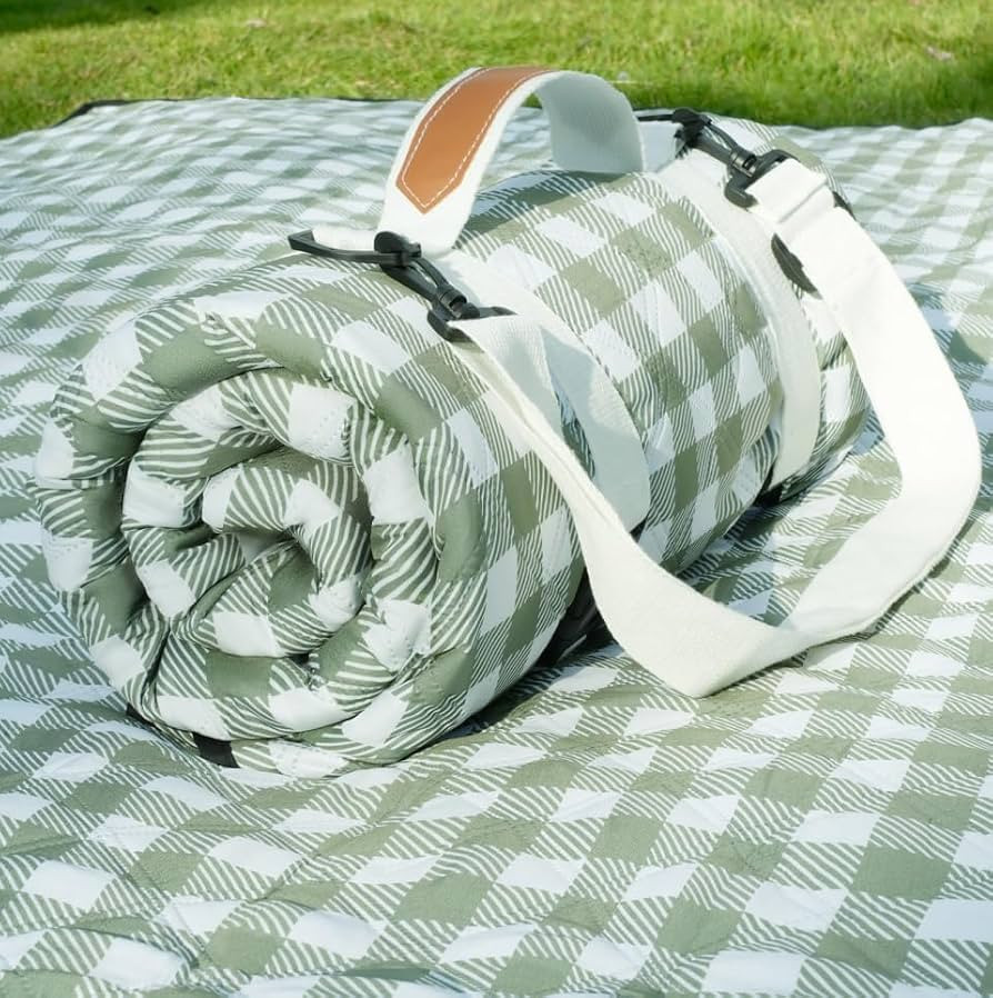 Genovega Waterproof Picnic Blanket Beach Outdoor Camping Mat Rug Extra Large Foldable Cute Big Tr... | Amazon (US)