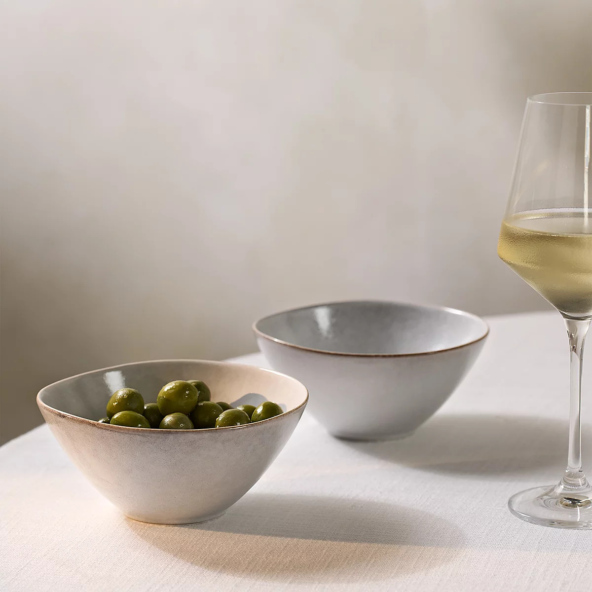 Newlyn Serving Bowls – Set of 2 | The White Company UK & ROW