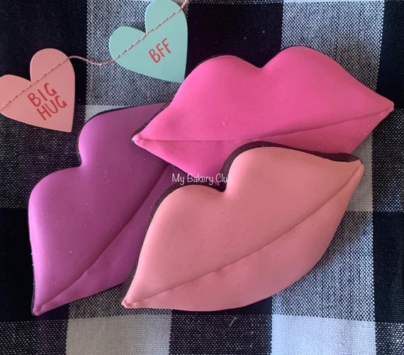 St. Valentine Lip Cookies | Etsy (US)