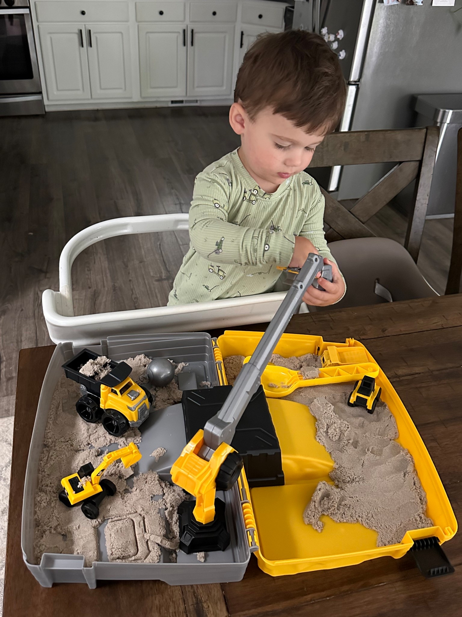 Kinetic sand construction sensory box! Great gift for 2+ years 

#LTKFindsUnder50 #LTKKids #LTKParties
