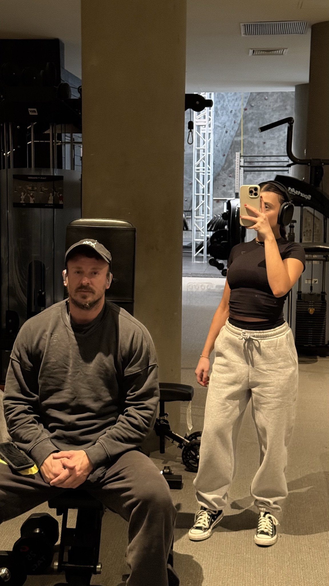 Couples gym session. Linking my gym finds from gymshark 🖤

#LTKdayinmylife #LTKselfcare #LTKfitnessgoals