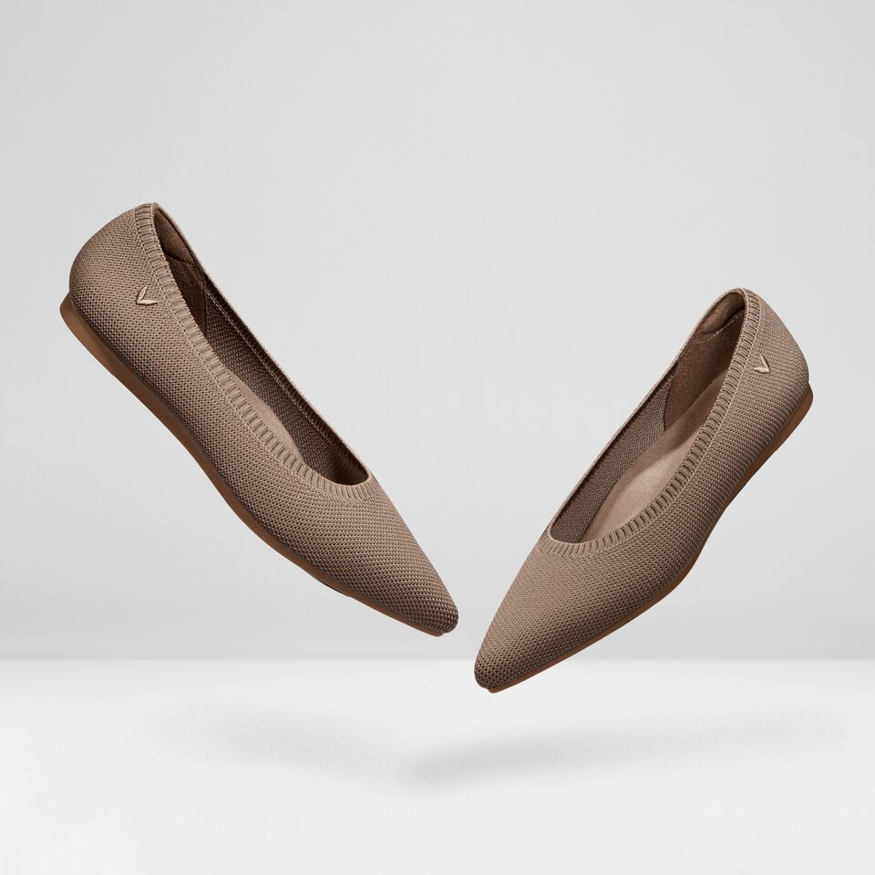 Pointed-Toe Ballet Flats (Aria 5°) | VIVAIA