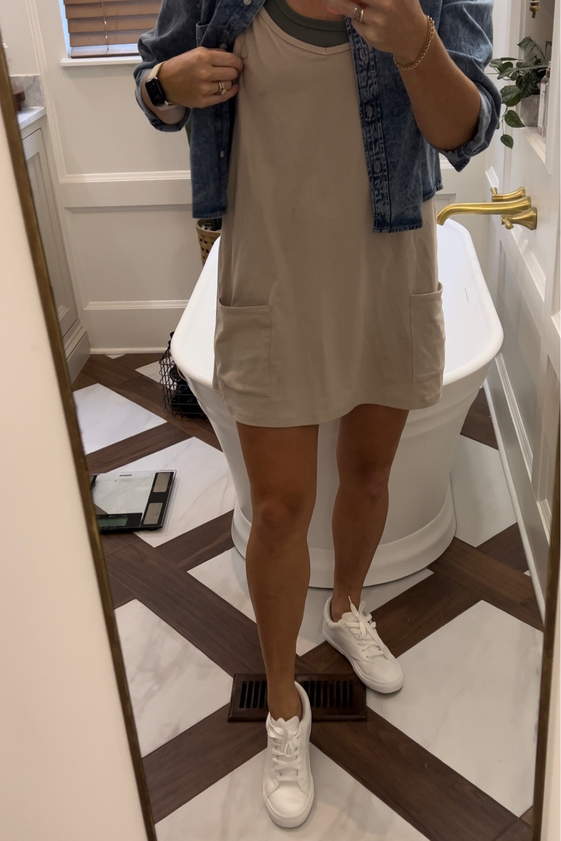 Dress size small TTS
Jacket size medium 
Shoes size 7.5 (wear either 7.5 or 8 normally) 

#LTKBacktoSchool #LTKSeasonal