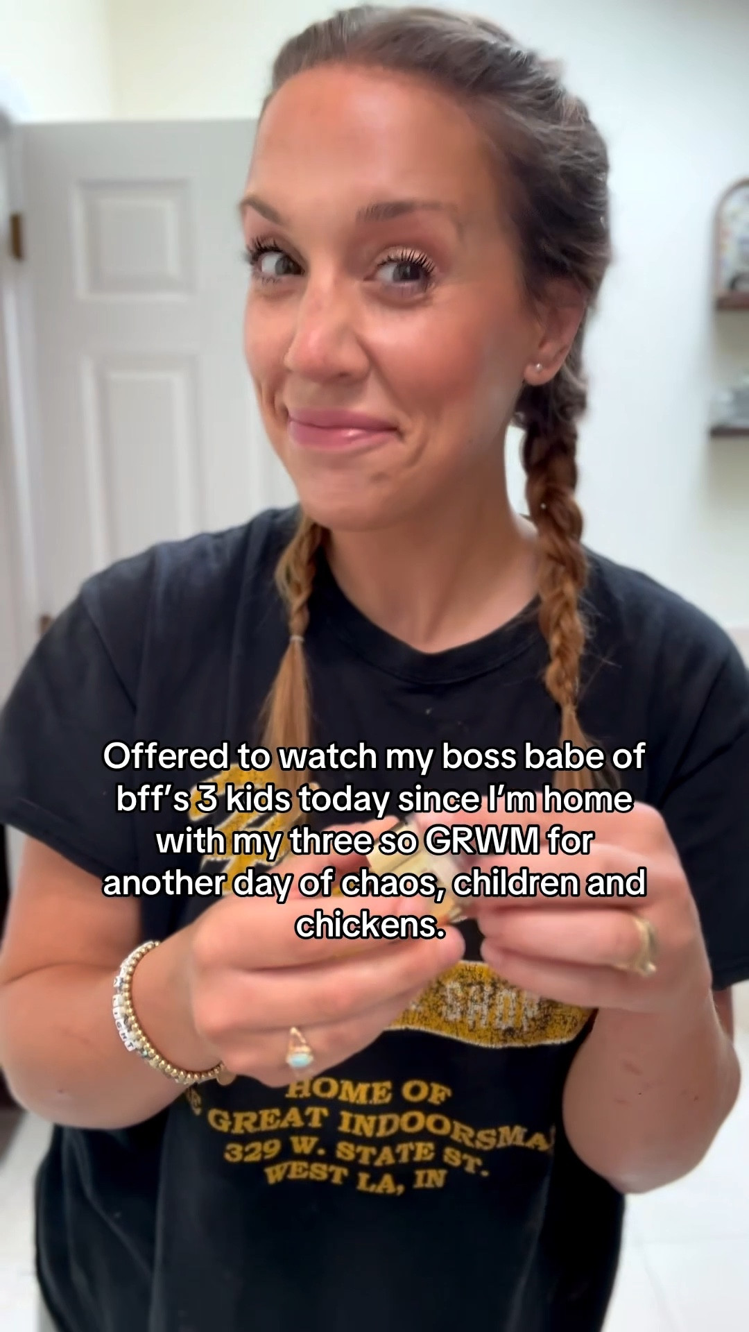 I love me a house packed full of noise but trust I’ll be wearing headphones all day (which I’ll link below also). Wish me luck 

#LTKActive #LTKFindsUnder50 #LTKMidsize
