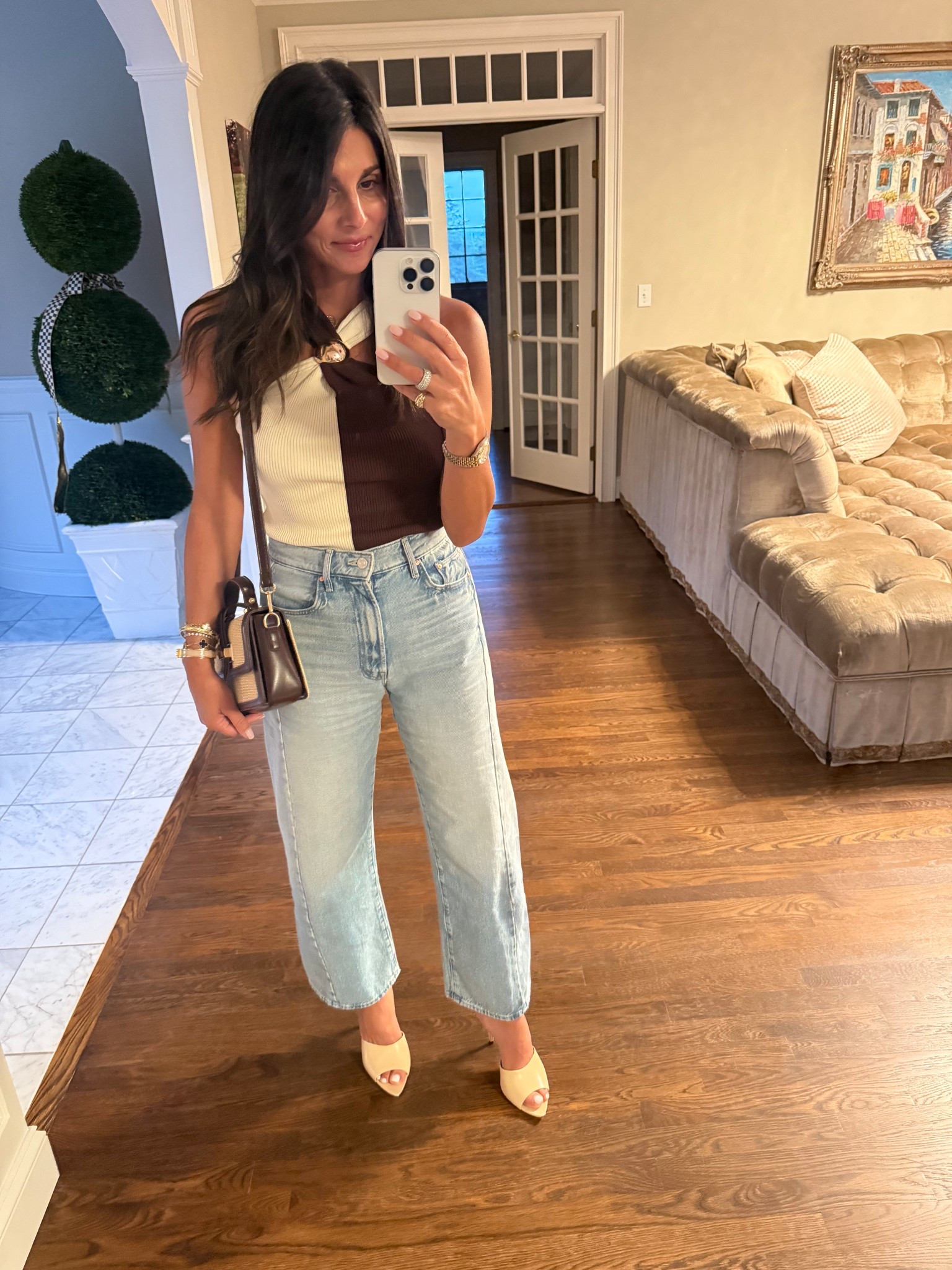 ✨ The Look for Less You’ll Actually Wear on Repeat ✨

These Mother wide-leg jeans are a forever favorite, but this Amazon mini bag is the real star — luxe vibes without the designer price tag. It’s structured, versatile, and makes every outfit feel elevated. Proof that high/low styling always wins.
#motherdenim 

#LTKSeasonal #LTKFallSale #LTKSaleAlert