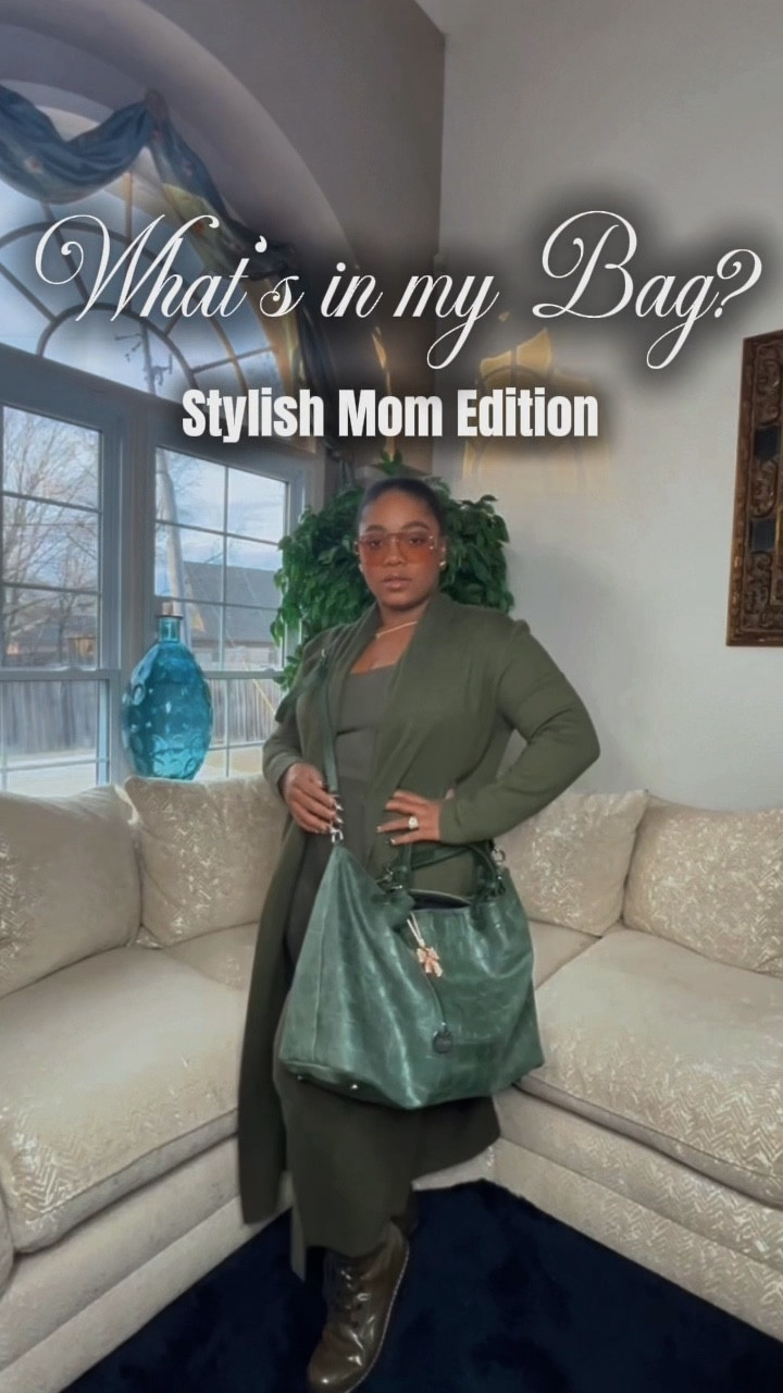 What’s in My Bag | Stylish Mom Edition 👜

My everyday bag essentials as a mom who loves function and elevated style. These are the items I actually carry — baby basics, mom must-haves, and a few elevated touches that make daily life feel easier and more put together.

I believe systems matter — and a well-packed bag is one of them.
Shop everything featured below.

#LTKBaby #LTKKids #LTKmomlife