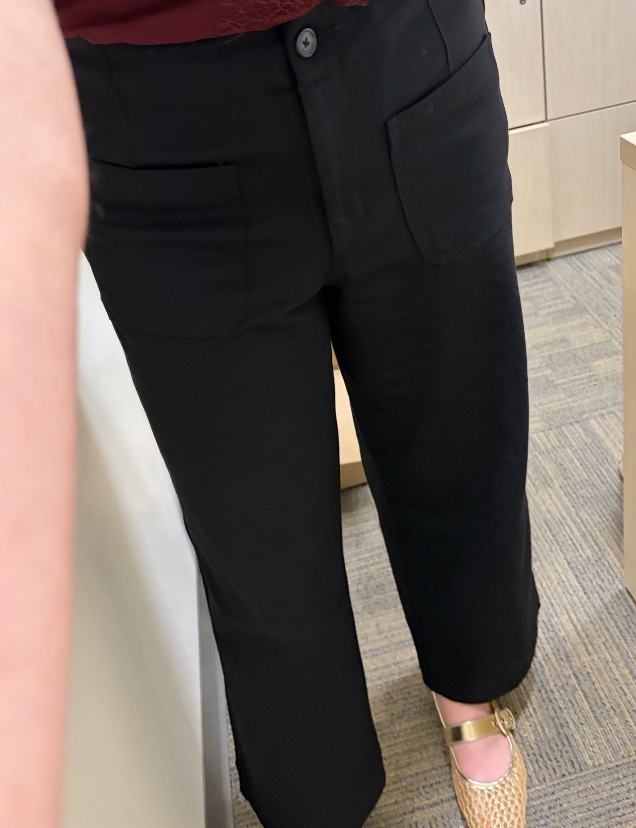 THE BEST WORK PANTS! less than $20!! TTS. I’m 5’2.5 and they hit right at my ankle. 3 colors available.

#LTKootd #LTKmomlife #LTKgrwm