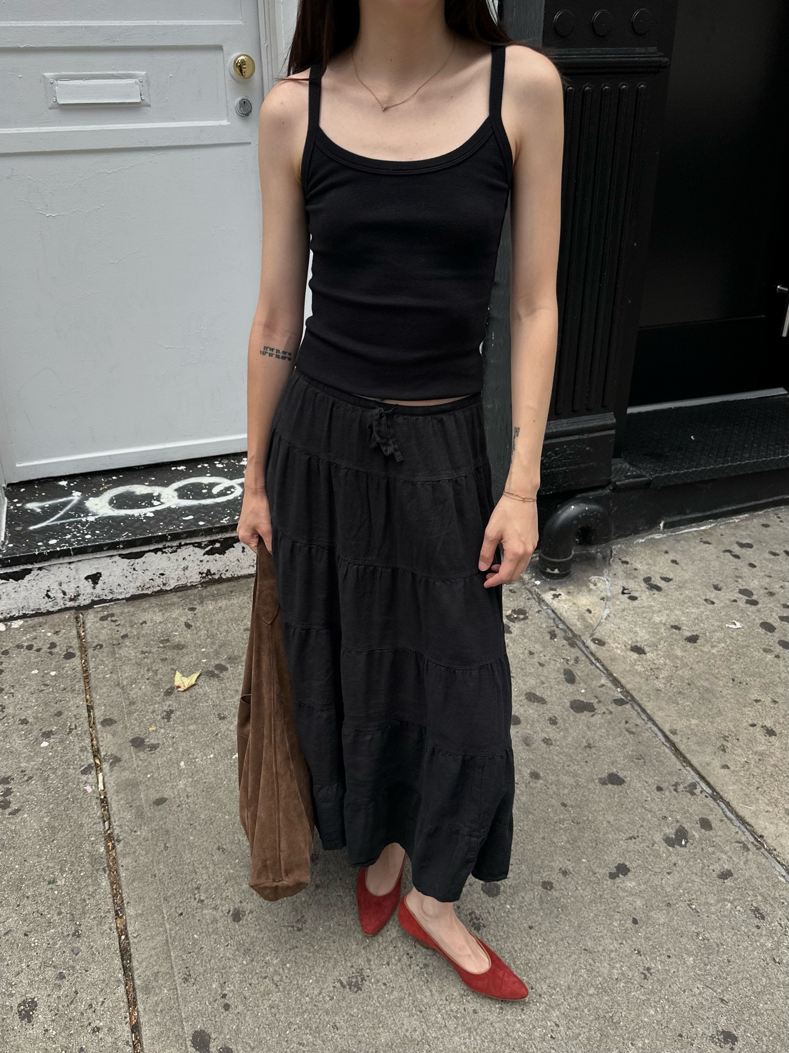 another black summer outfit 🖤 tank and linen skirt: aritzia, suede bag: and other stories, red shoes: Depop/vintage

#LTKItBag #LTKShoeCrush #LTKStyleTip