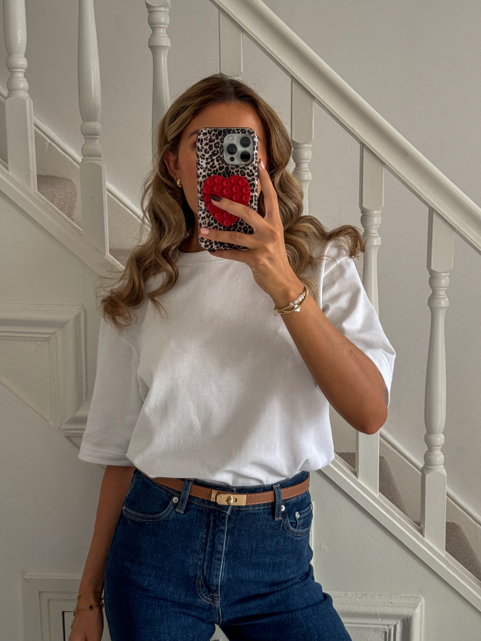 A white t-shirt in an absolute capsule wardrobe staple. This Uniqlo AIRism cotton t-shirt is the perfect amount of oversized and the quality is so good for the price. It washes really well and goes with everything. It also comes in a few colour ways. I wear a size small. 

#LTKeurope #LTKautumn #LTKstyletip