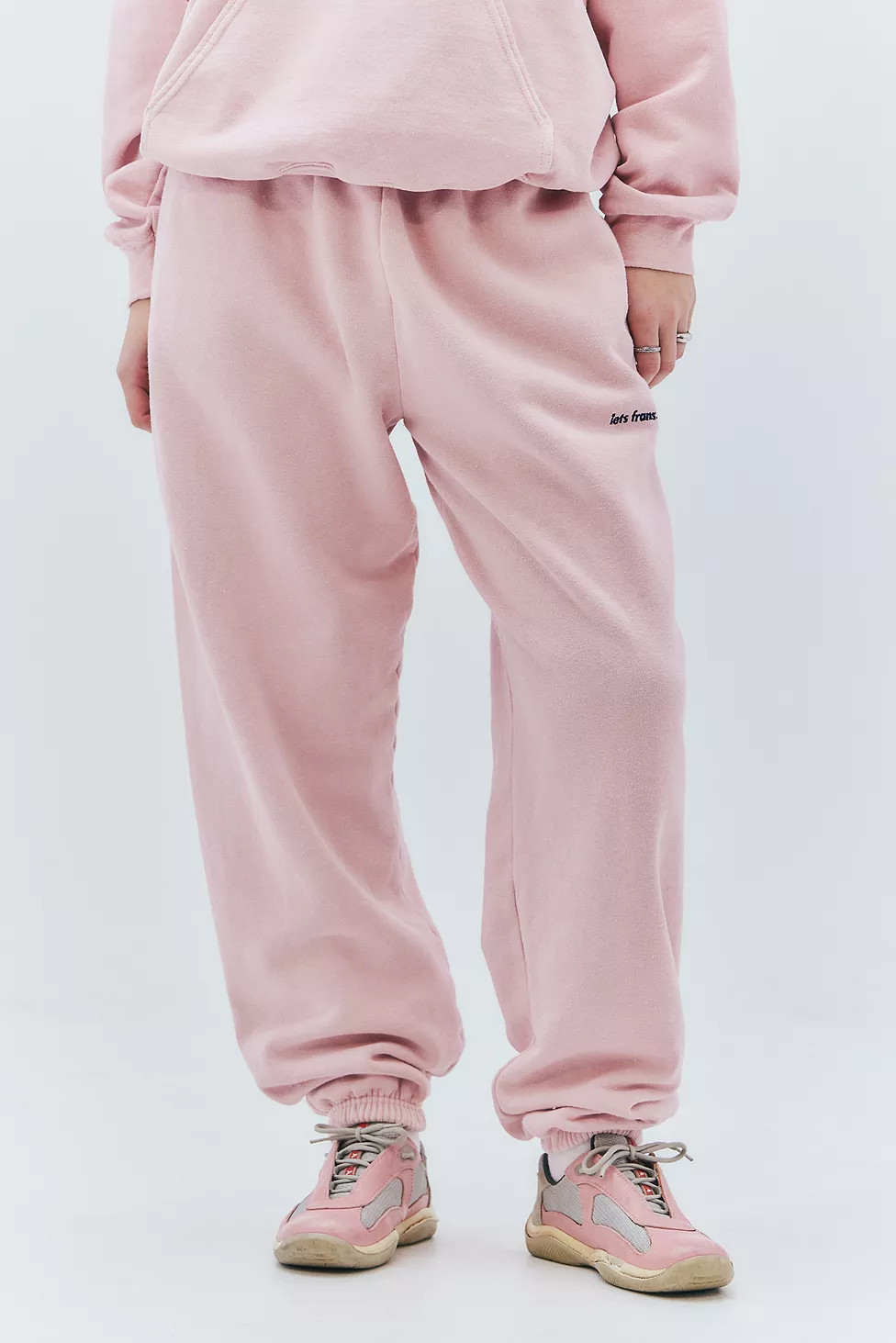 iets frans... Pink Cuffed Joggers | Urban Outfitters (EU)