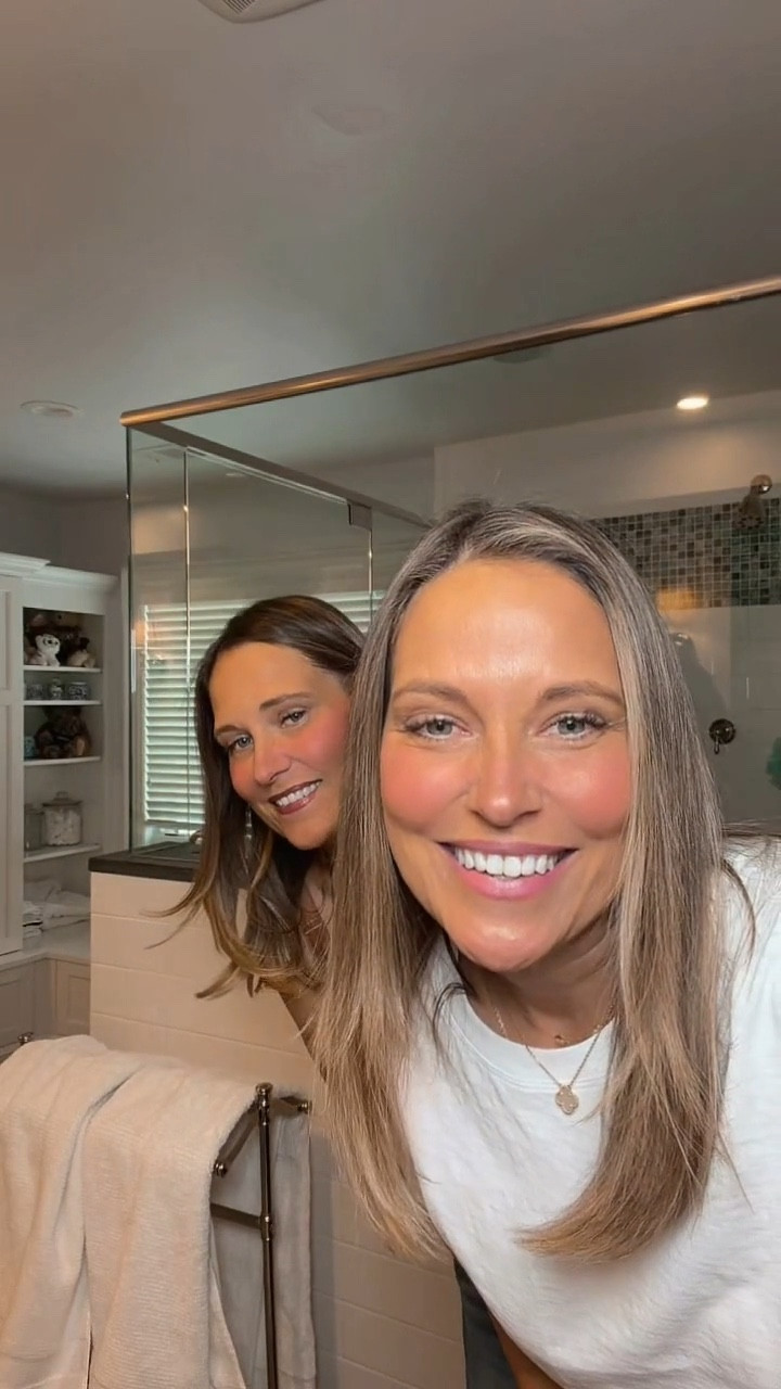 These bras are so good 🤍 The slightly thicker straps are amazing for larger busts and help distribute weight comfortably, plus the smoothing lift is chef’s kiss. We brought only these bras on vacation and never missed another pair. The hook and eye closure is secure but soft, and we’re officially hooked. 40 sizes: 32–48, B–DDD
Wearing 36C for reference.

#LTKSeasonal #LTKOver40 #LTKMidsize