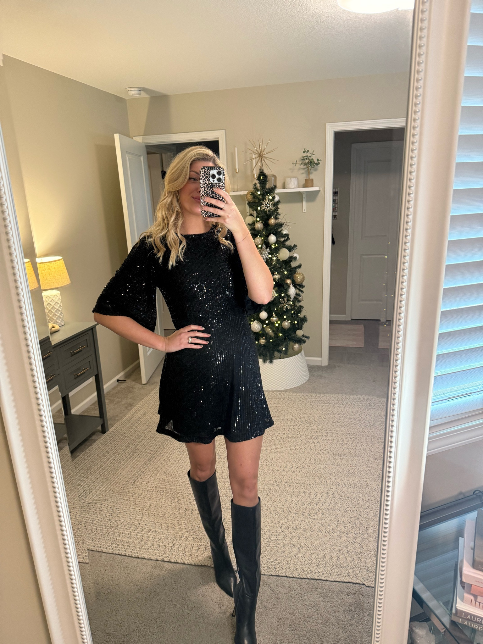 Sparkly Christmas party look 

#LTKHoliday #LTKSeasonal #LTKParties