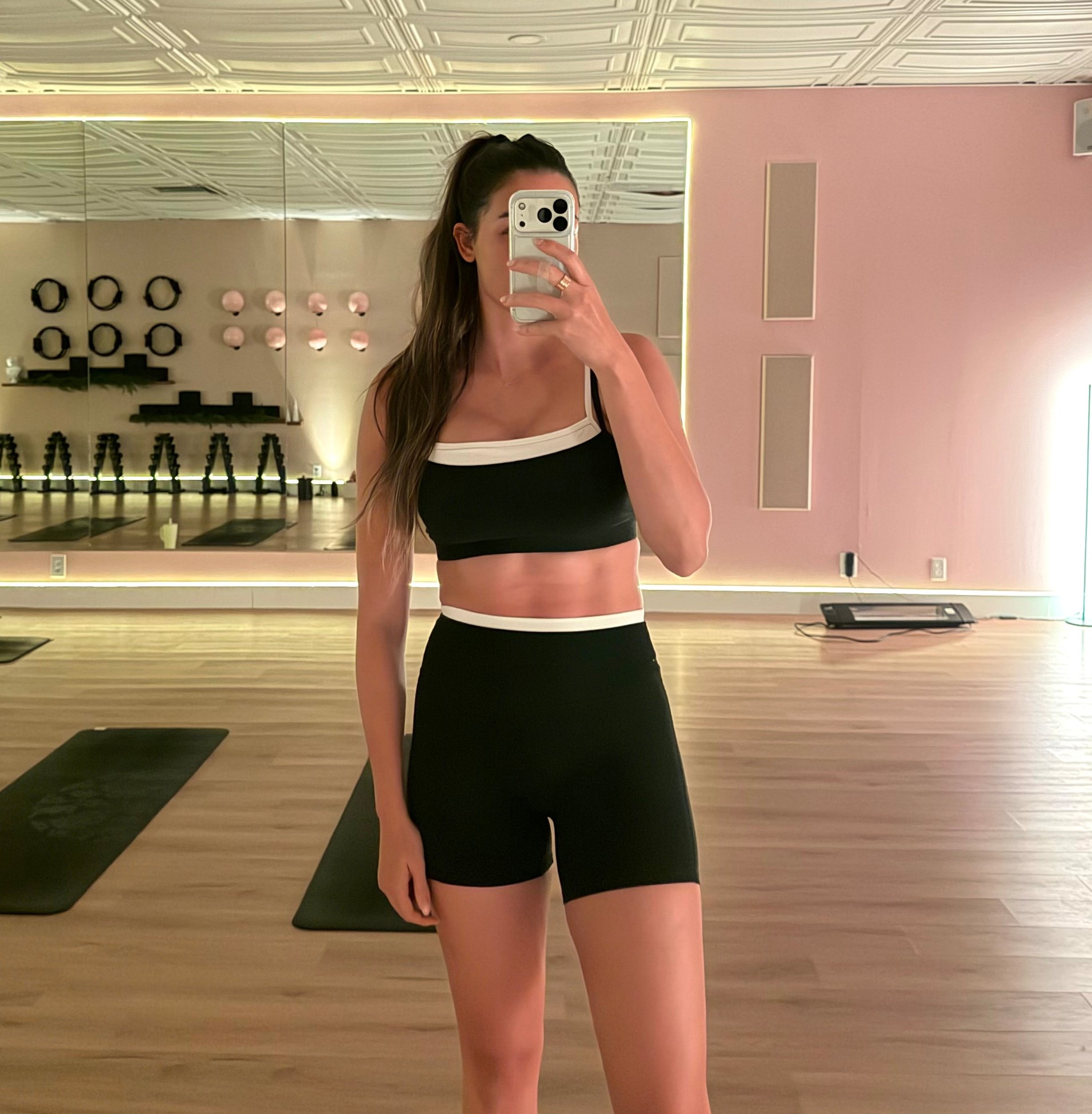 Medium top and small bottoms!! 