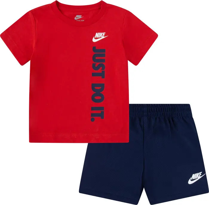 Kids' Sportswear Graphic T-Shirt & Shorts Set | Nordstrom Rack