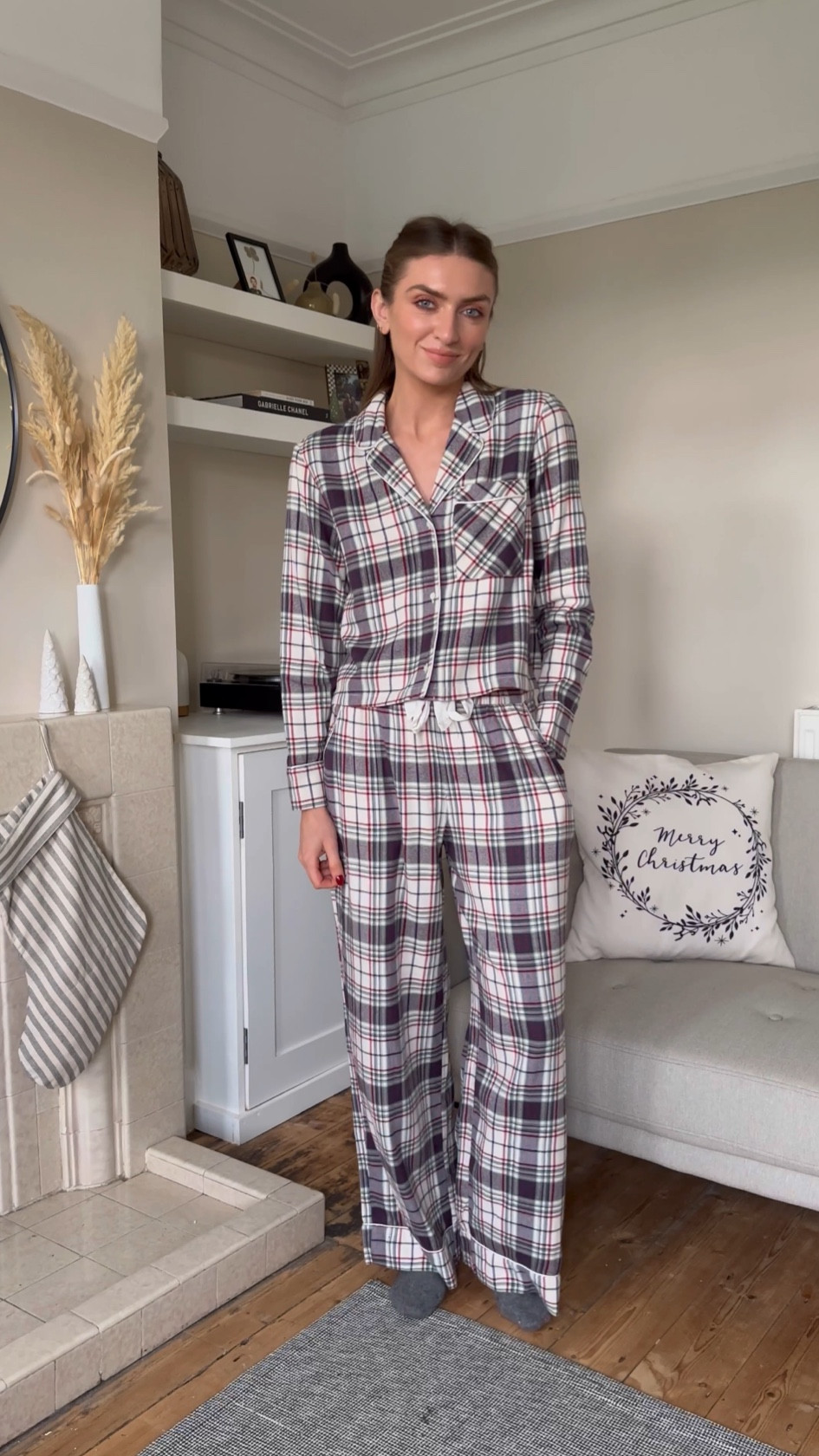 ad. Cosy Christmas pyjamas @abercrombie

Wearing a small in both 



#LTKwinter #LTKuk