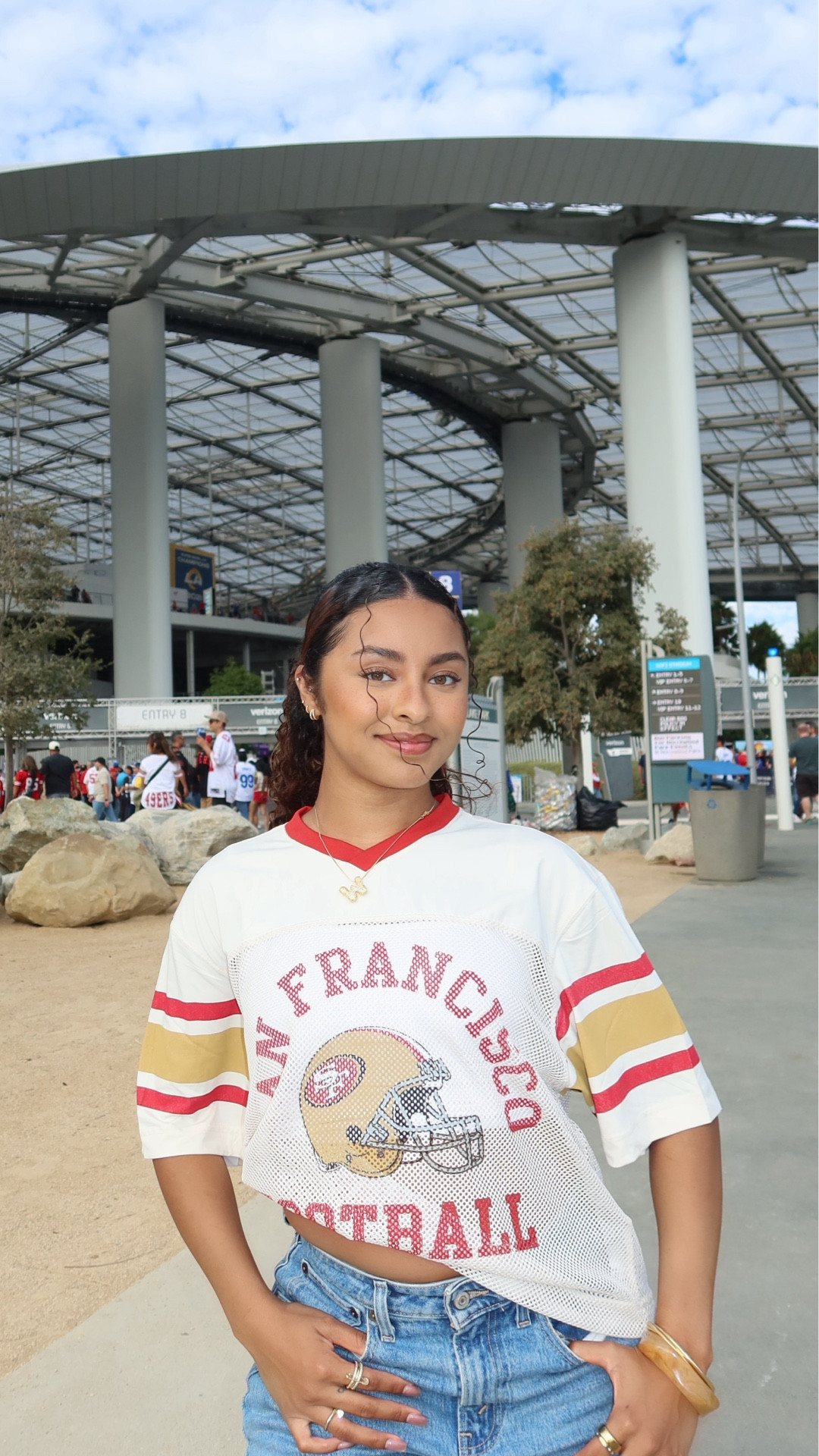 #abercrombieparter Comfy and Cute for my first away game 😁❤️ @LTK@abercrombie @abercrombie #ad #sponsored Offer valid in stores and online 10/2/2025-10/5/2025 in US/CA. Excludes clearance. Online price reflects discount.

#LTKSaleAlert #LTKFindsUnder100 #LTKStyleTip