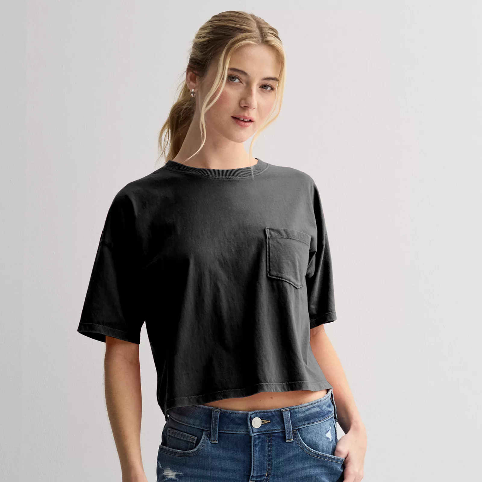 Juniors' SO Boxy Crop Pocket Tee, Women's, Size: Small, Black Luxe | Kohl's
